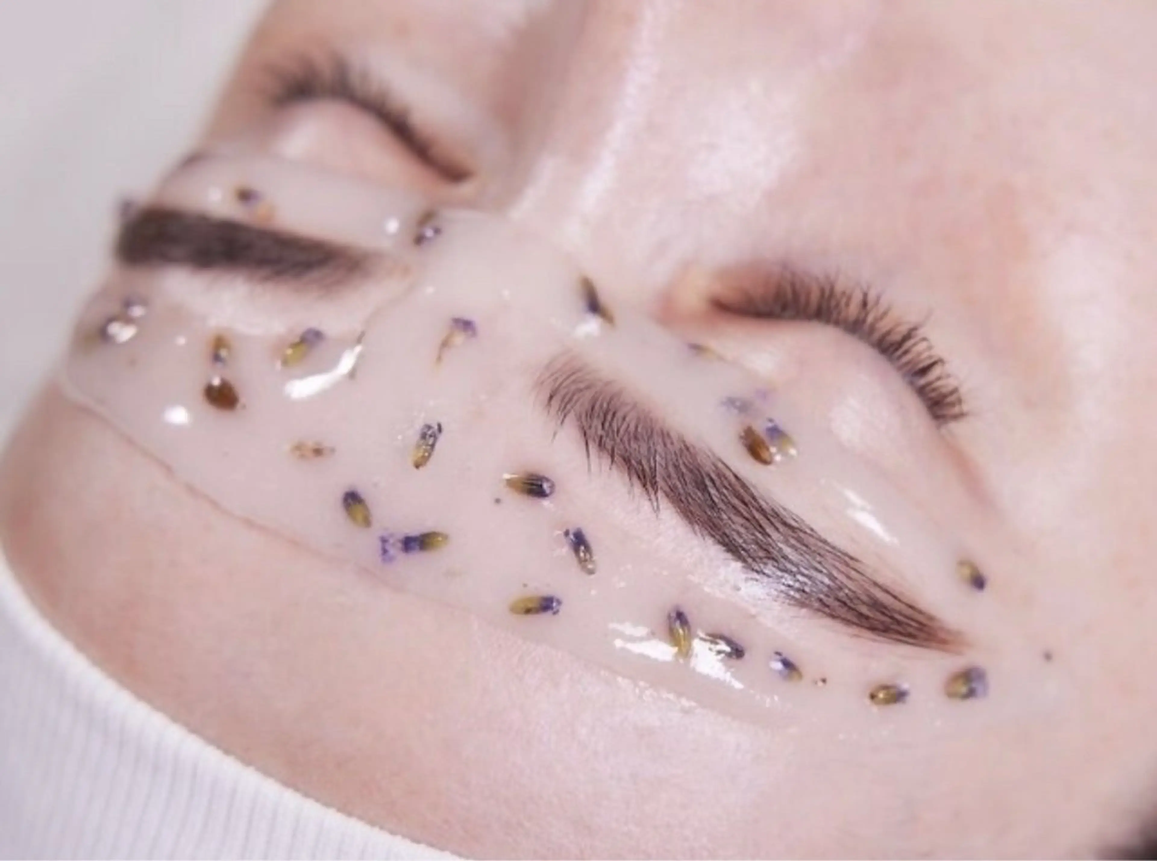 アイブロウワックス＋ハイドロジェリーマスク🥑🌿の写真