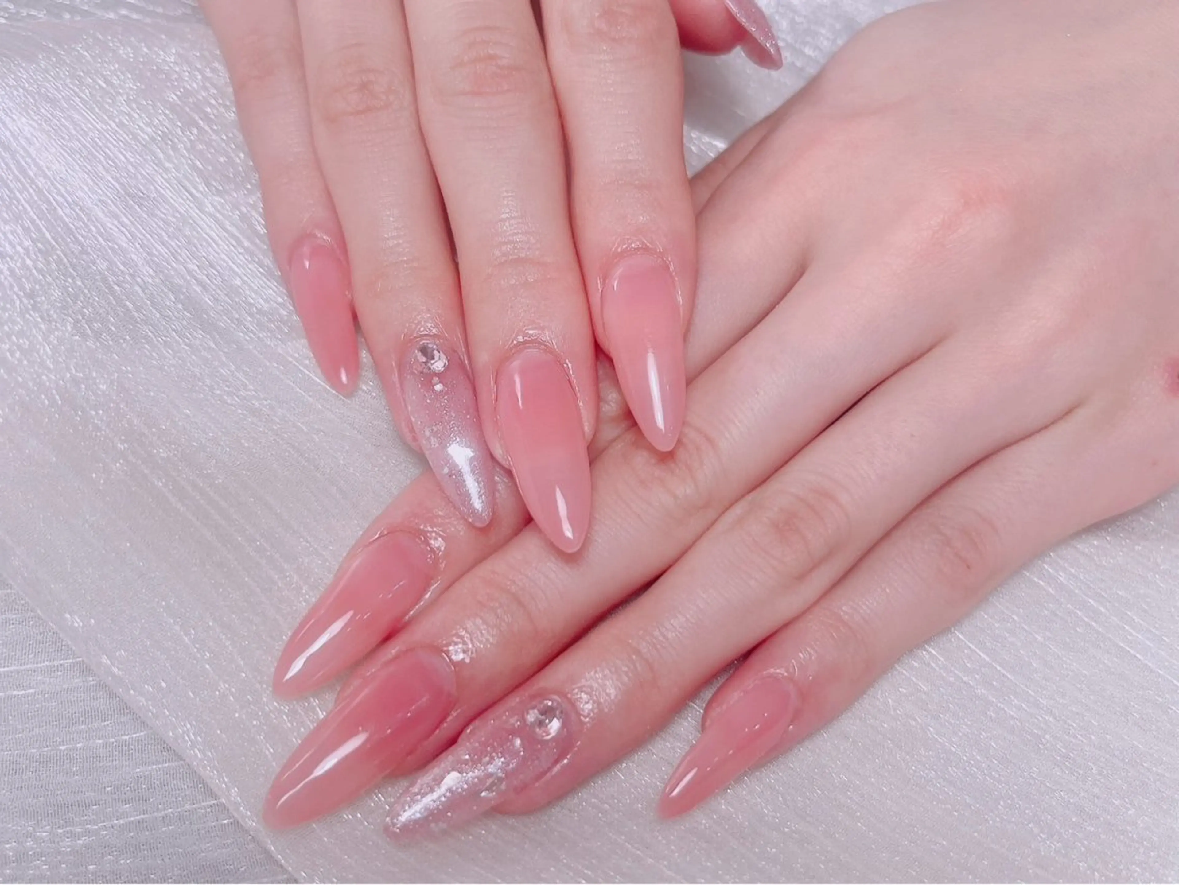 ネイル ハンドネイル ネイルサロン KARIのネイルデザイン