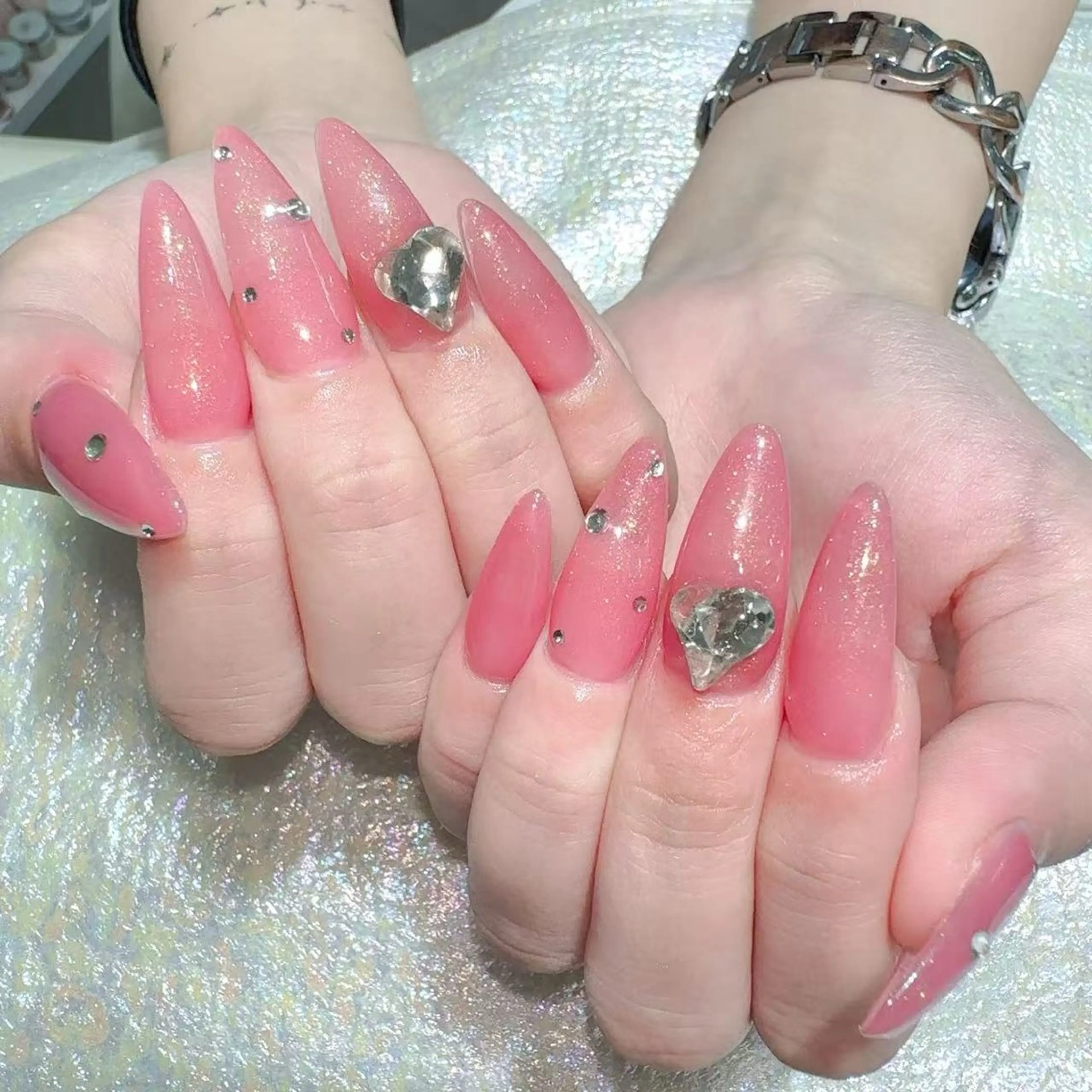 ネイル ハンドネイル Queens 榊 まおのネイルデザイン