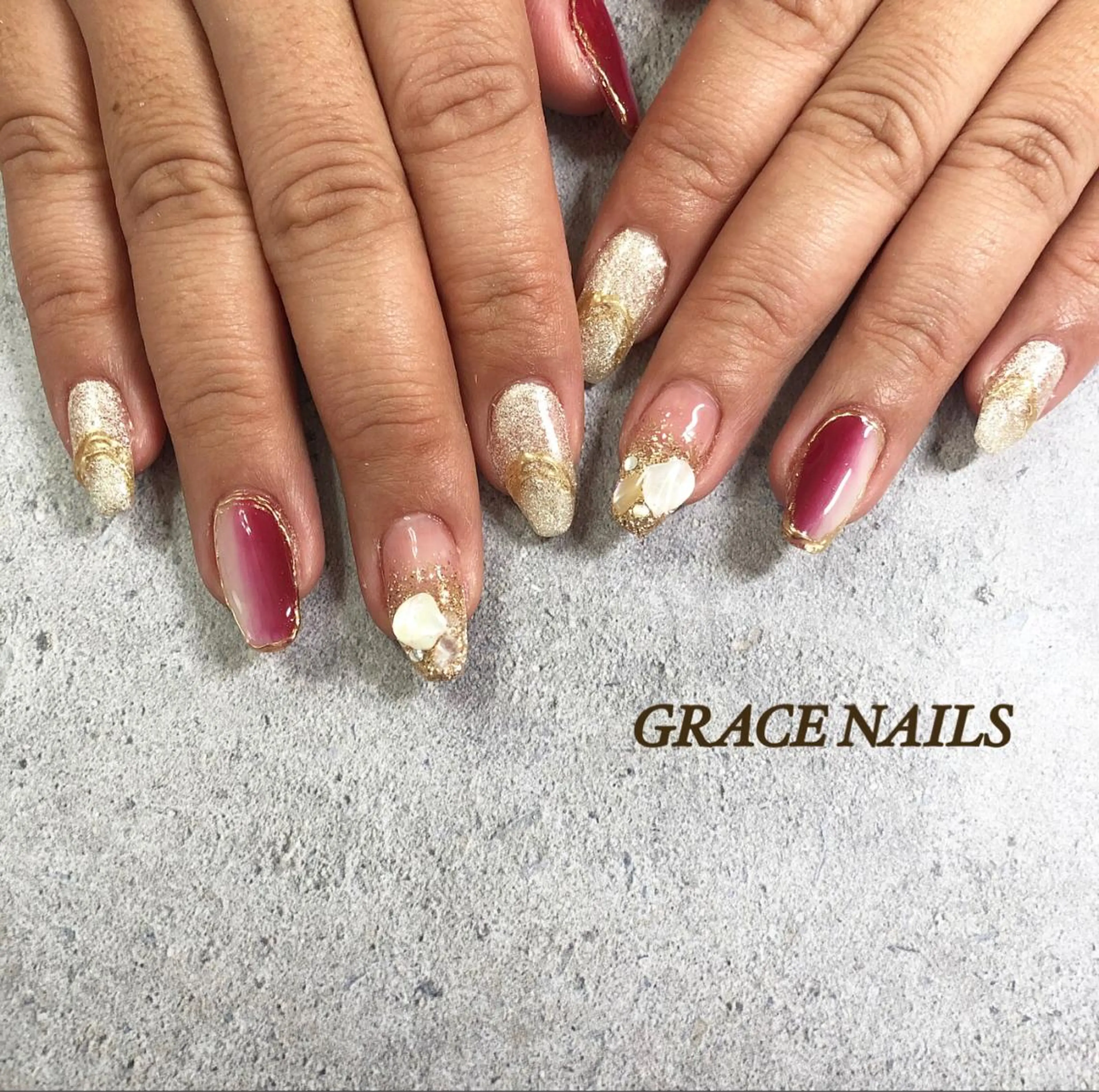 ネイル ハンドネイル フットネイル GRACE NAILSのネイルデザイン