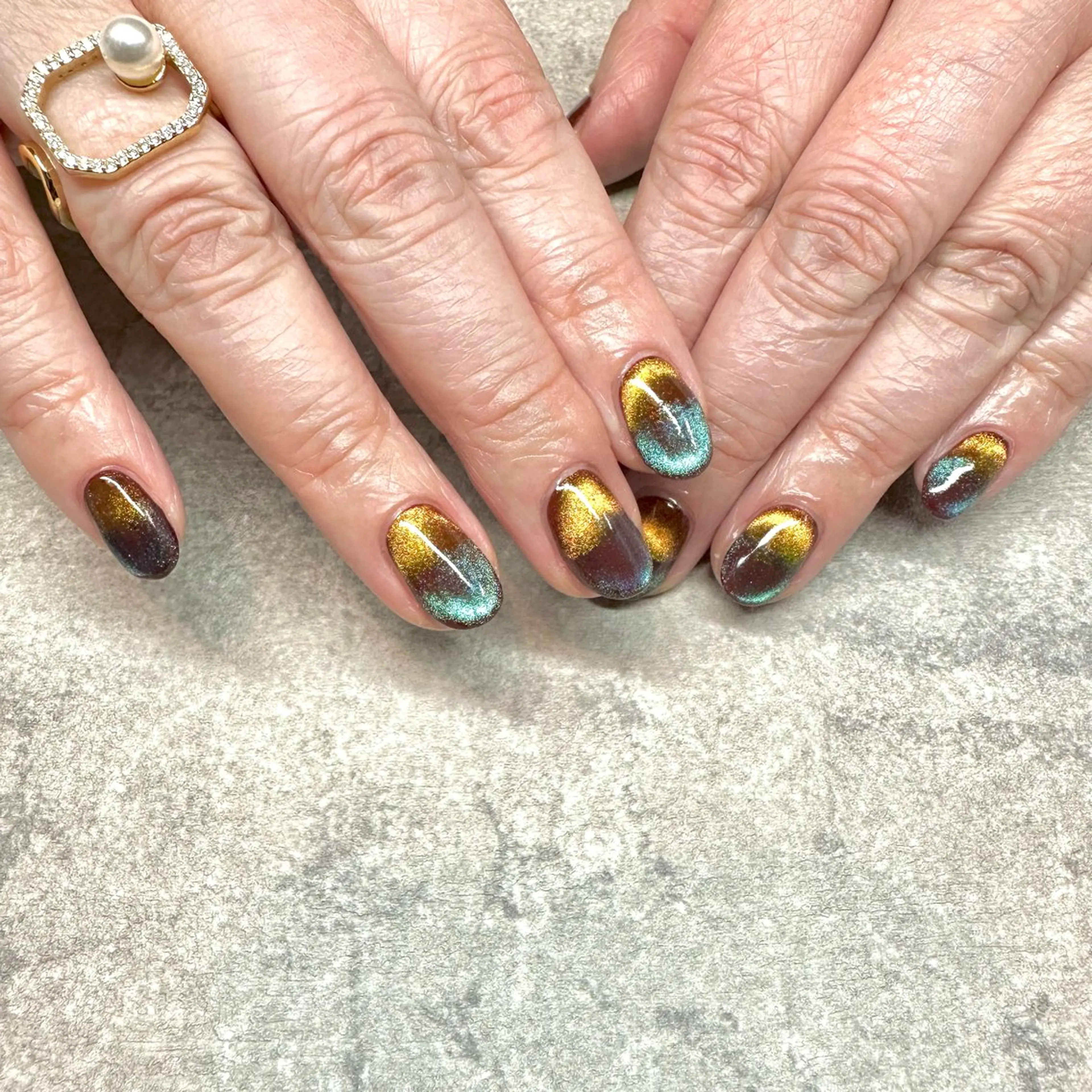 ネイル マグネットネイル GéRanium Harukaのネイルデザイン