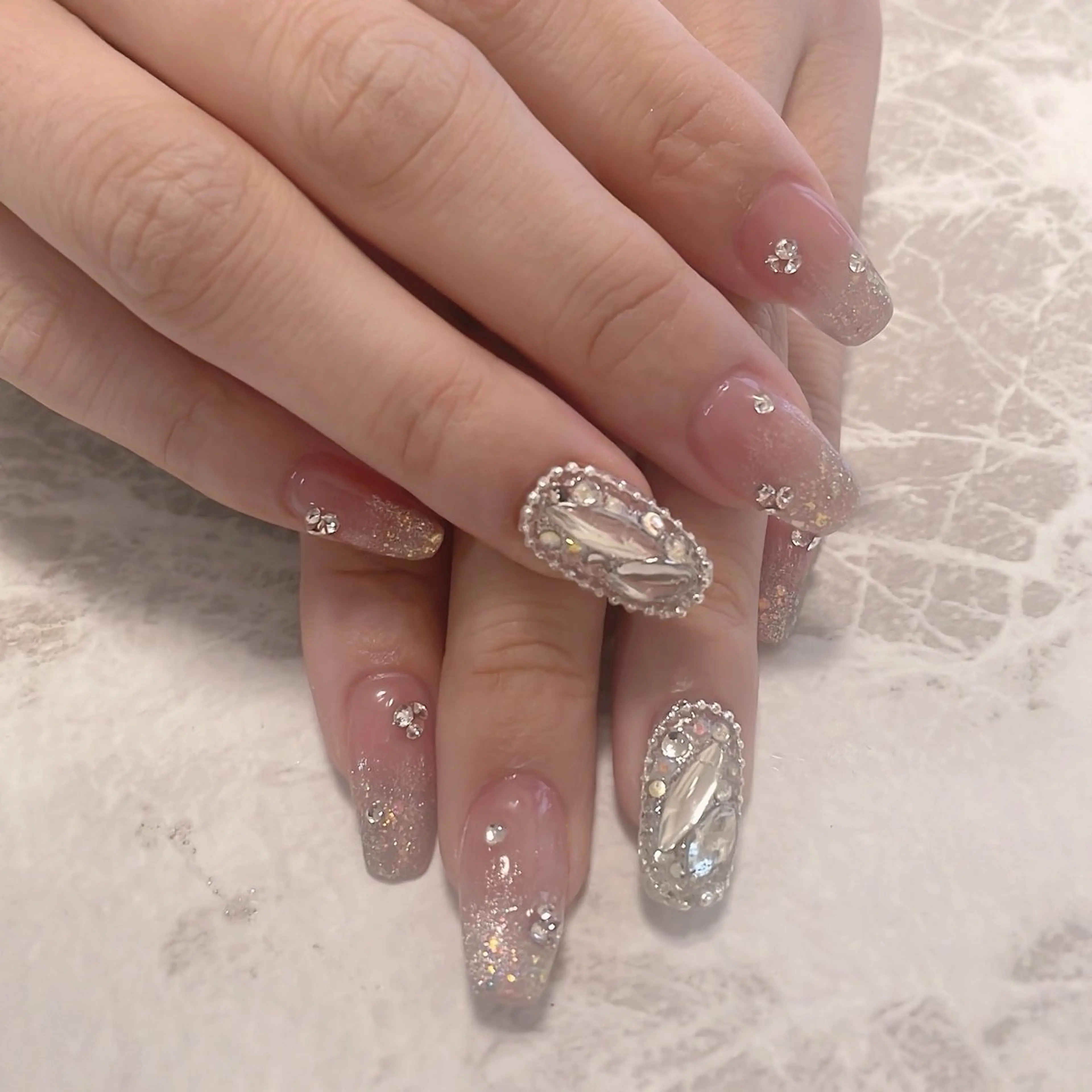 ネイル 【LUCE】 maiのネイルデザイン