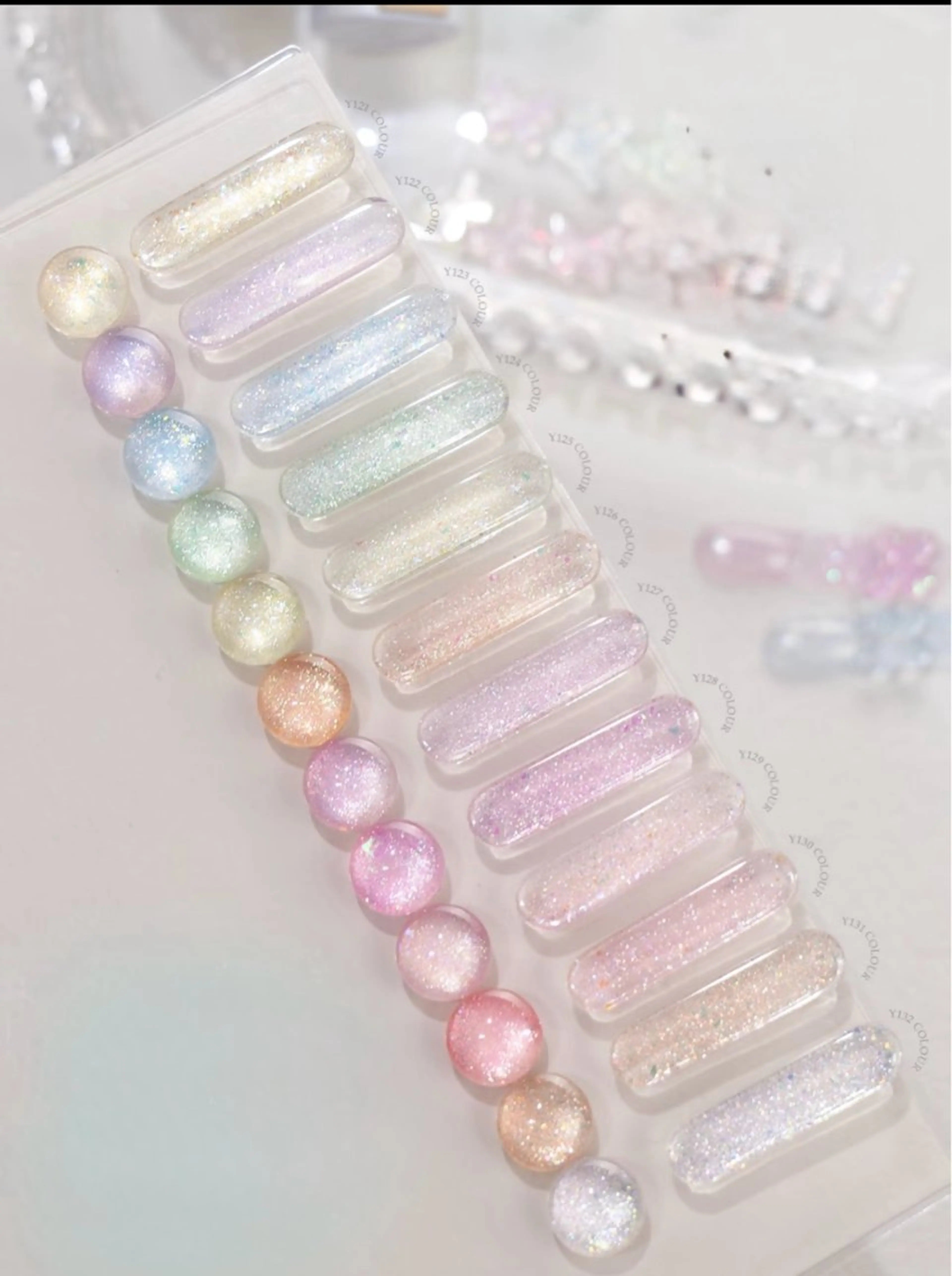 秋キラキラフラッシュネイル100色以上ワンカラー2980 グラデーション4980の写真