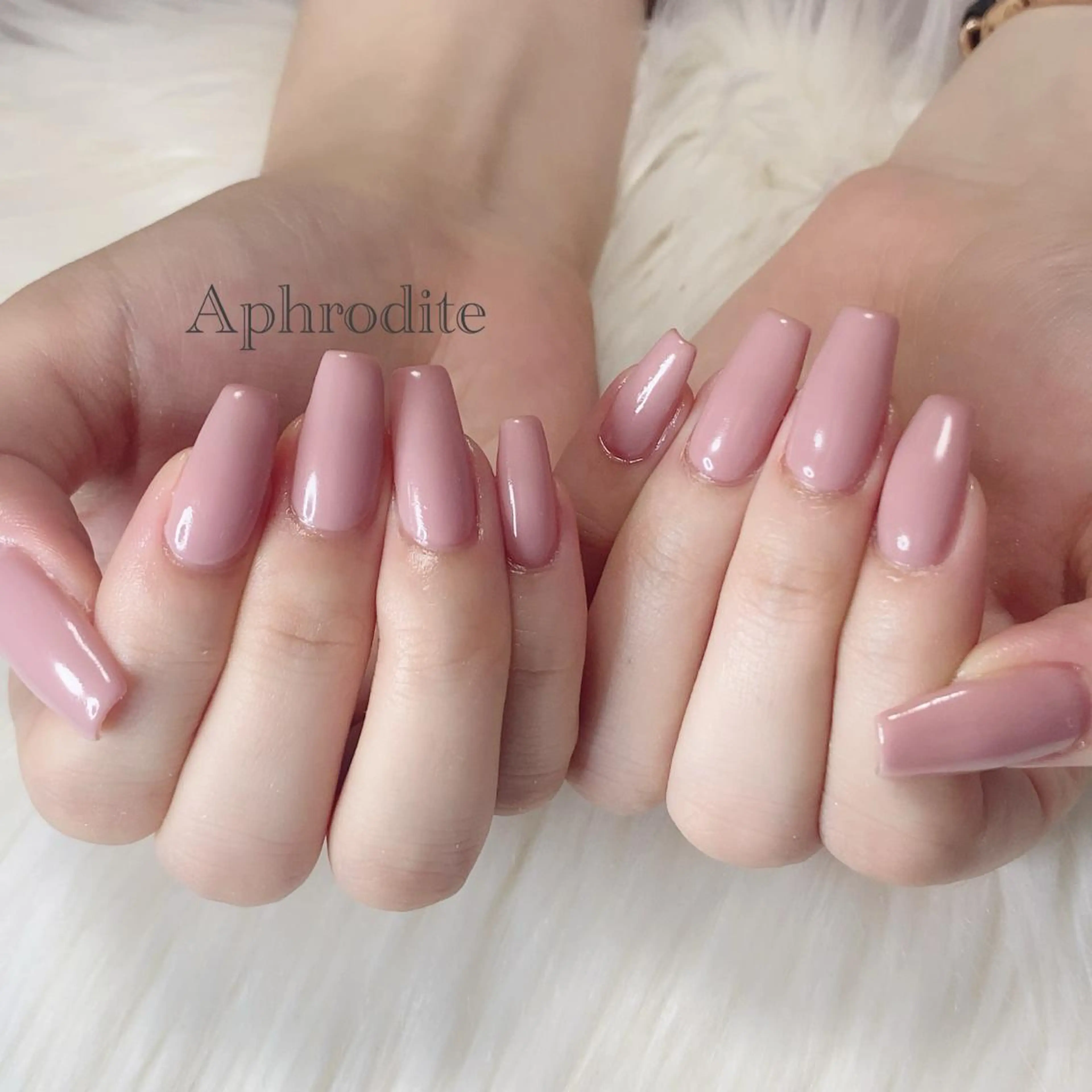 ネイル Aphrodite パラジェル認定サロンのネイルデザイン