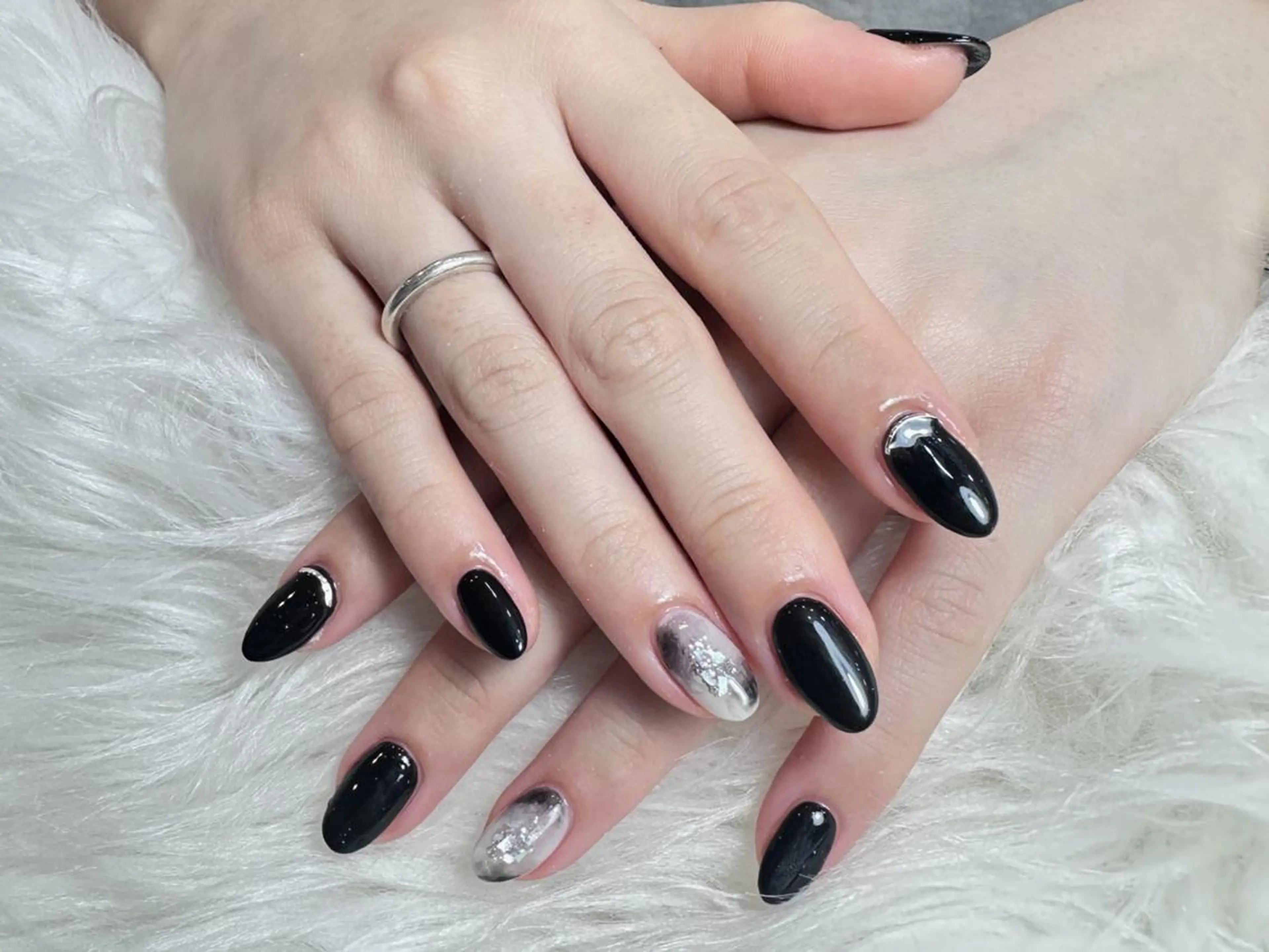 ネイル Elegantb eautyトウのネイルデザイン