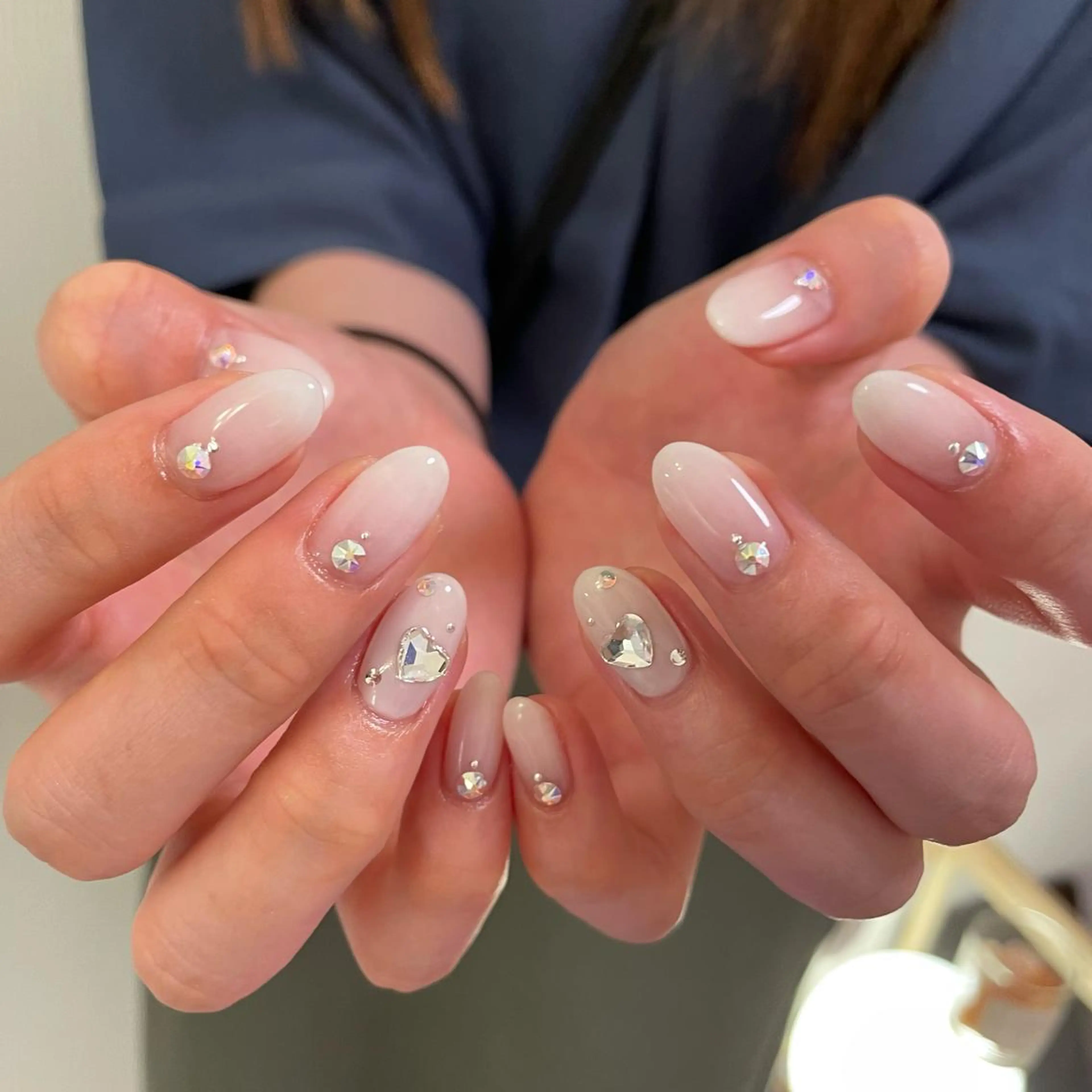 ネイル Ami 🦥のネイルデザイン