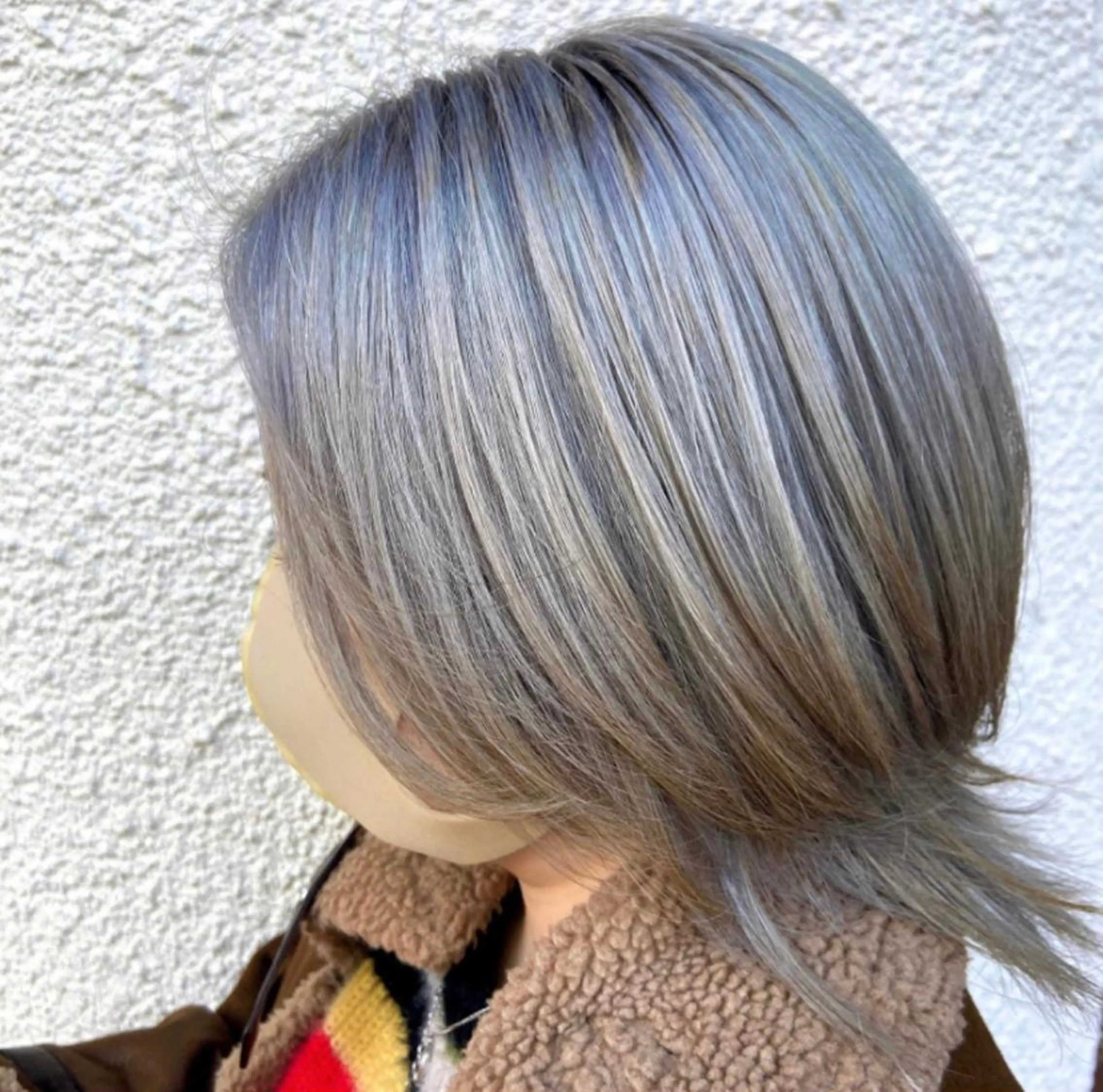 ショート カラー シルバー ホワイトシルバー 髪質改善・酸性・ ストレート　Maruのヘアスタイル