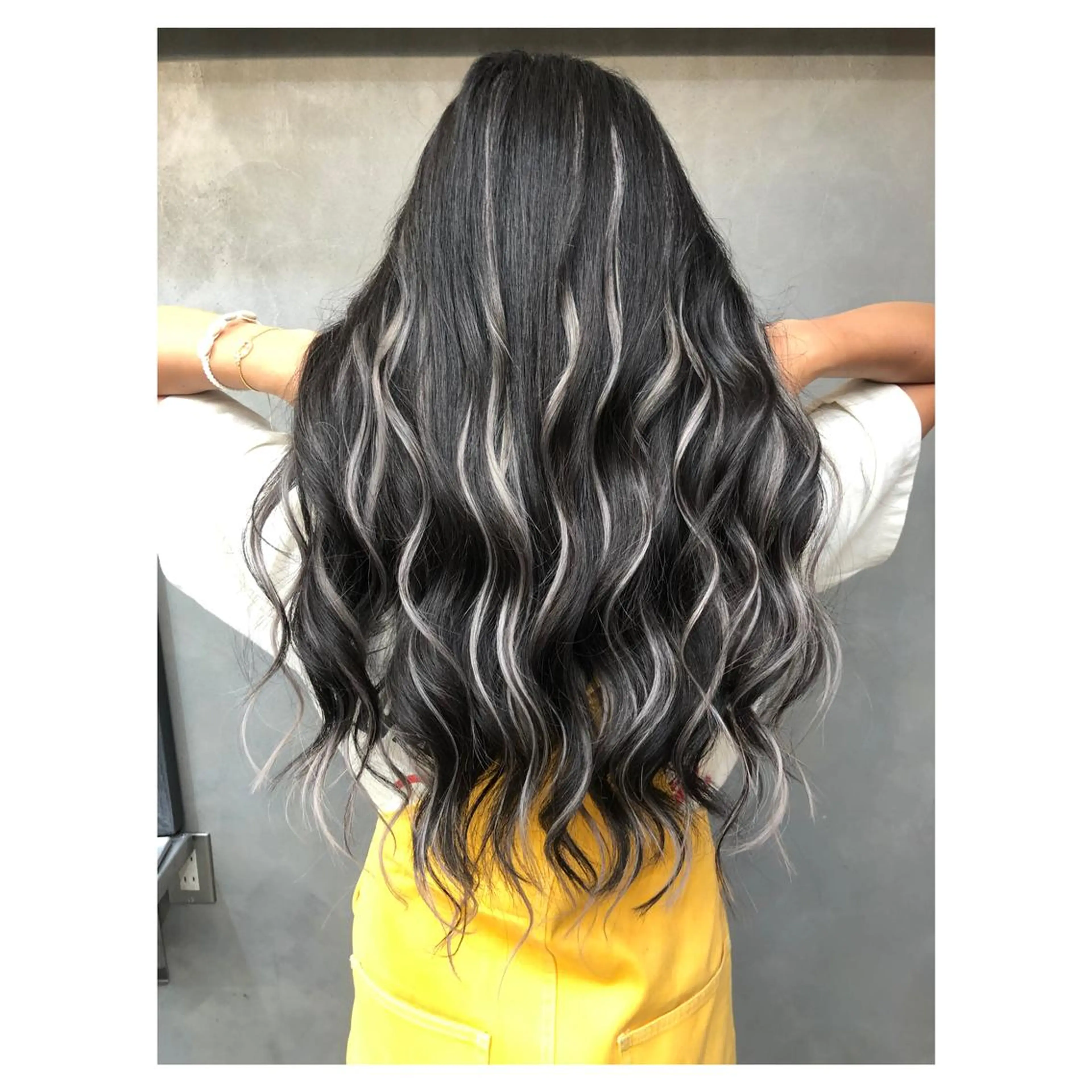 ロング シールエクステ エクステ カット エクステ rollen所属・美魔女 美容師NAOのヘアスタイル