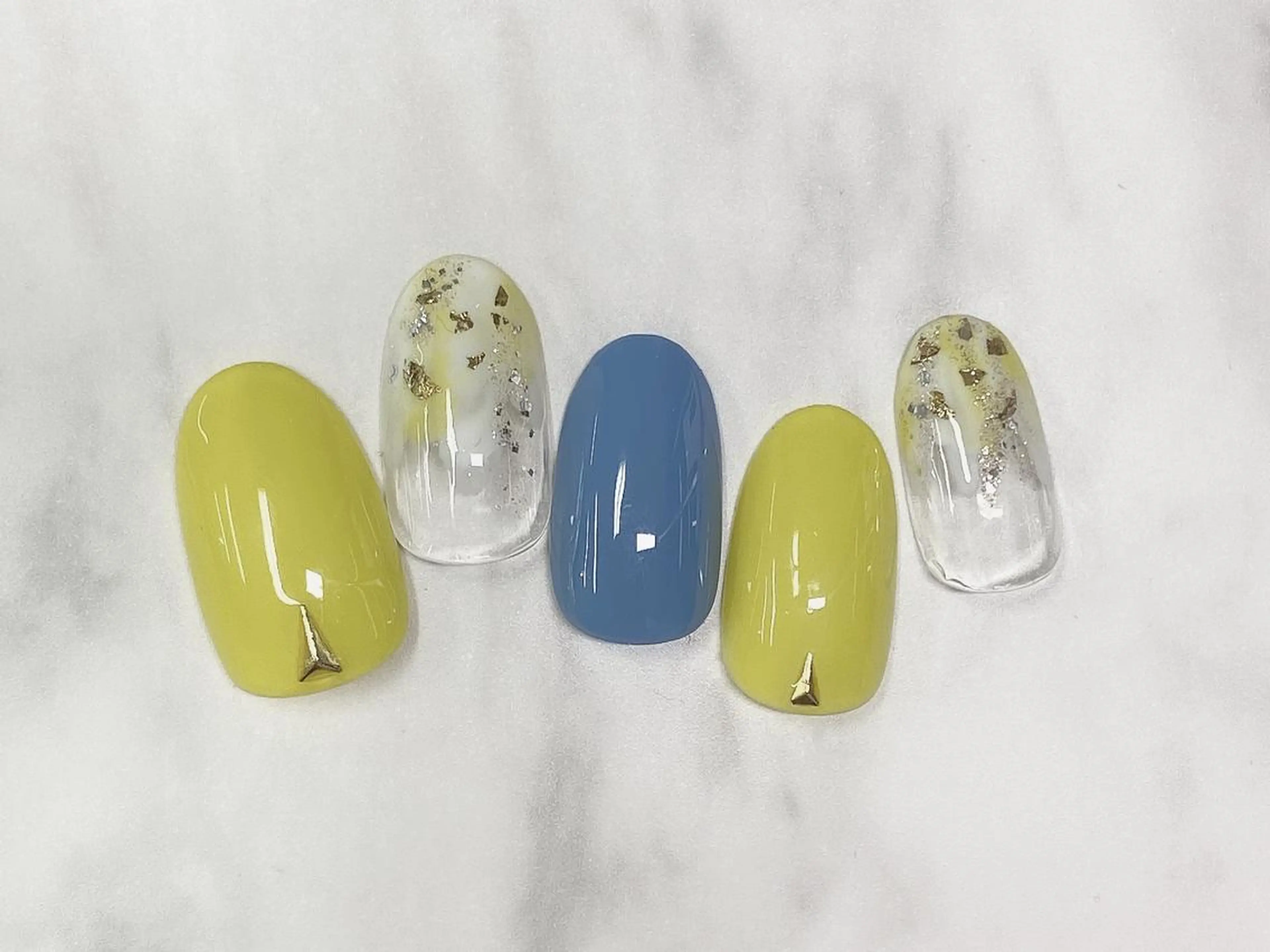 ネイル ネイルPetit Ribbonのネイルデザイン