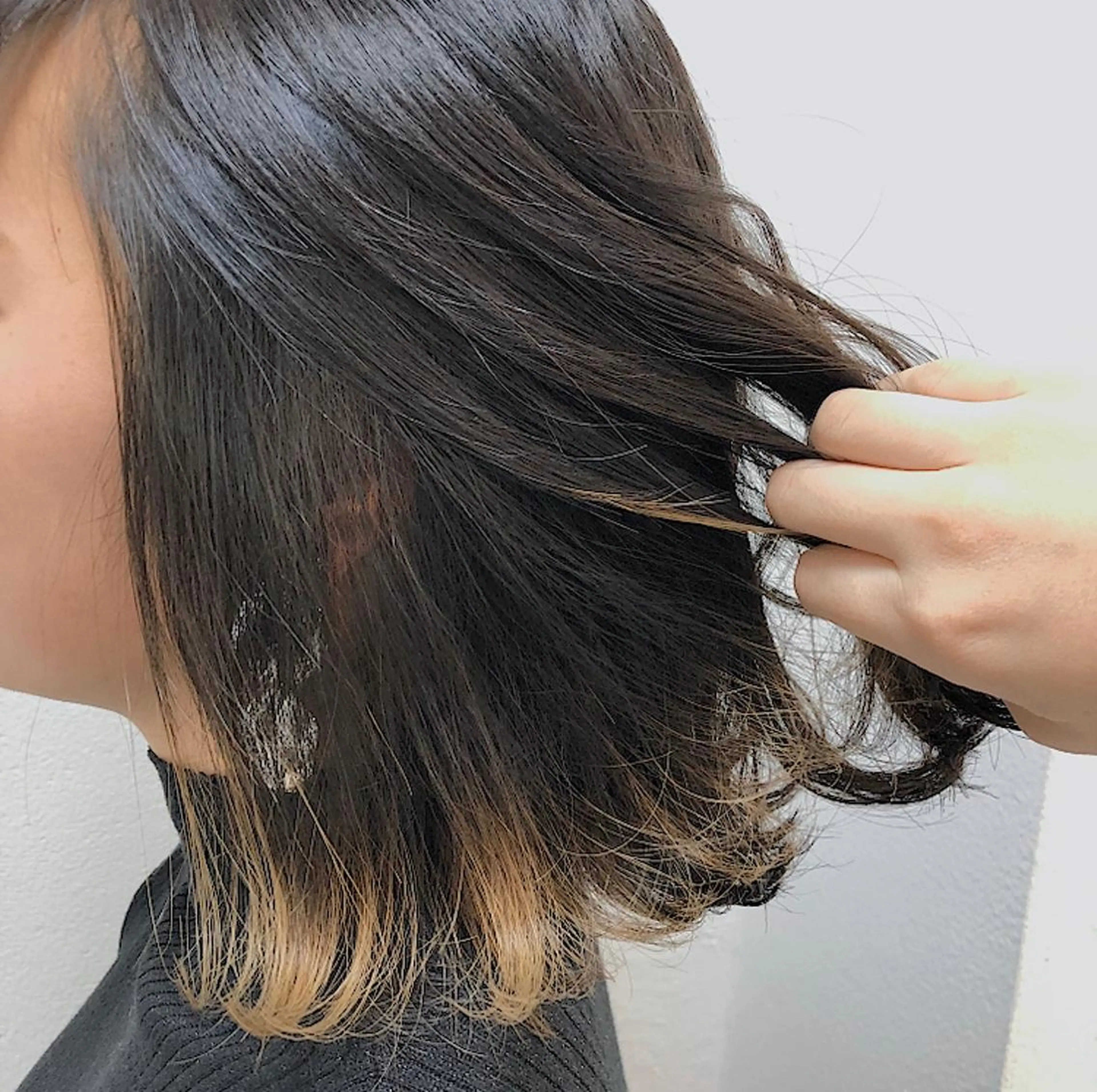 ミディアム カラー ヘアアレンジ 韓国レイヤーカット/ 儚げカラーチナツのヘアスタイル