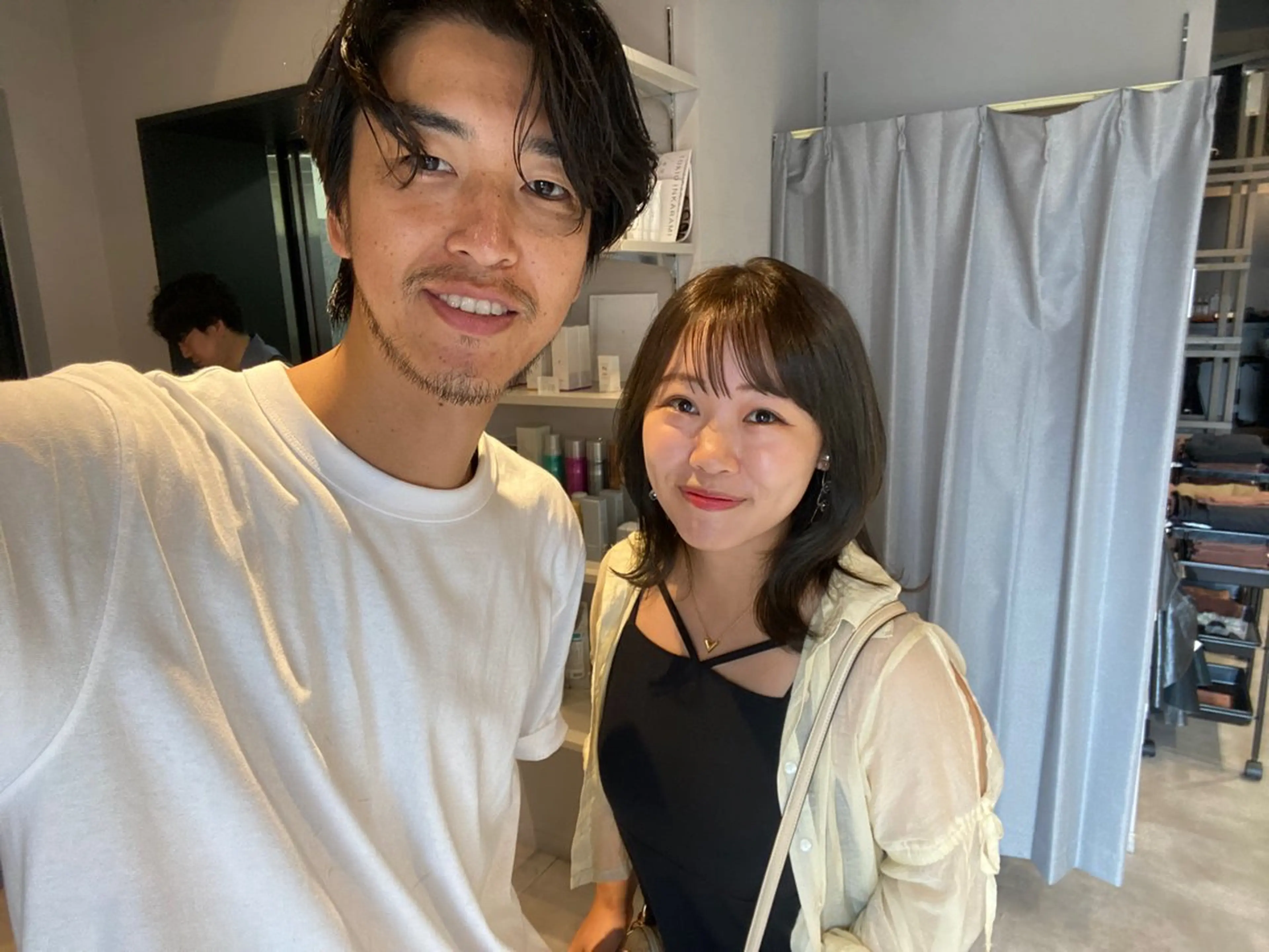 ミディアム カット ヘアカラー トリートメント また会いたくなる 美容師【KENTA】のヘアスタイル