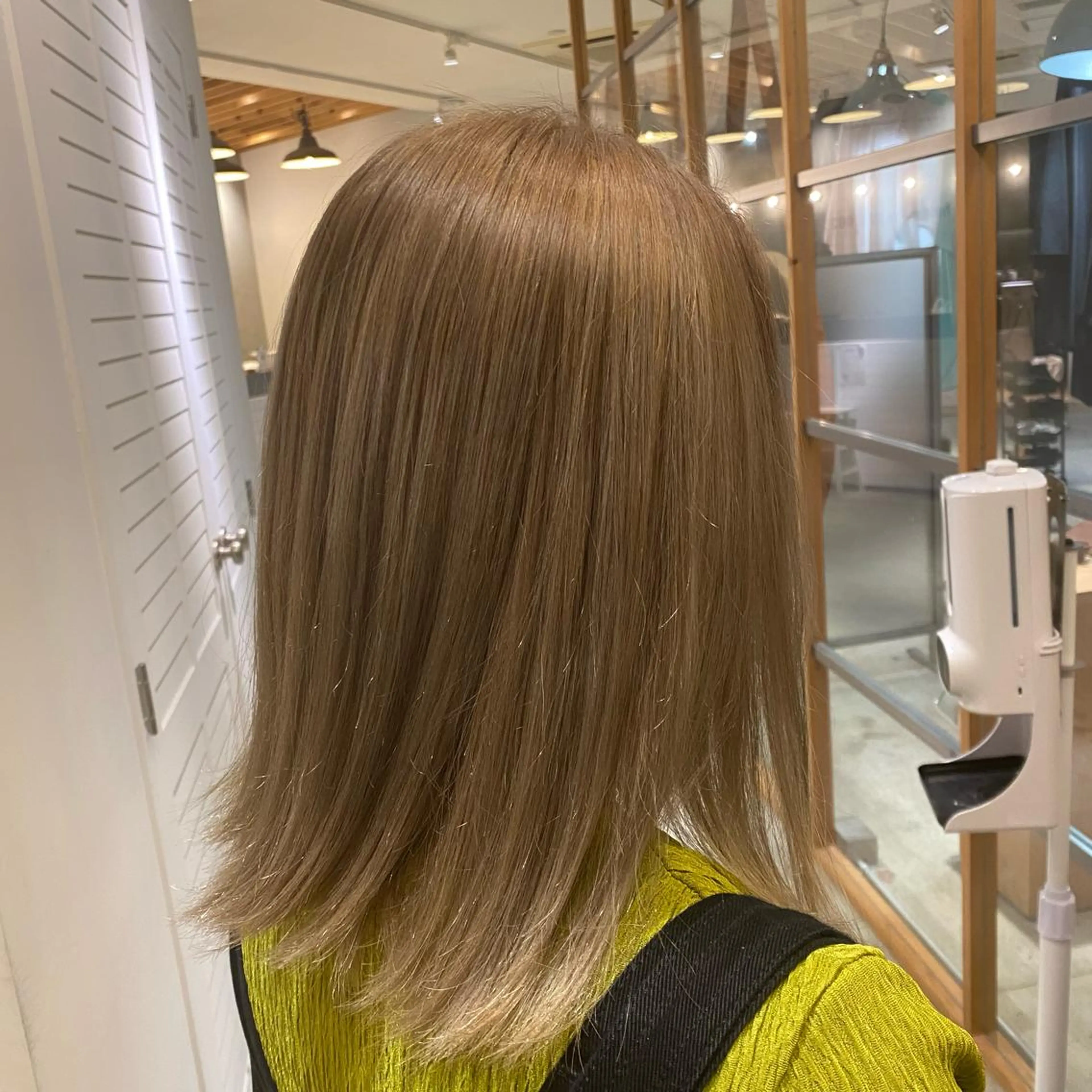 カラー 山口 智也のヘアスタイル