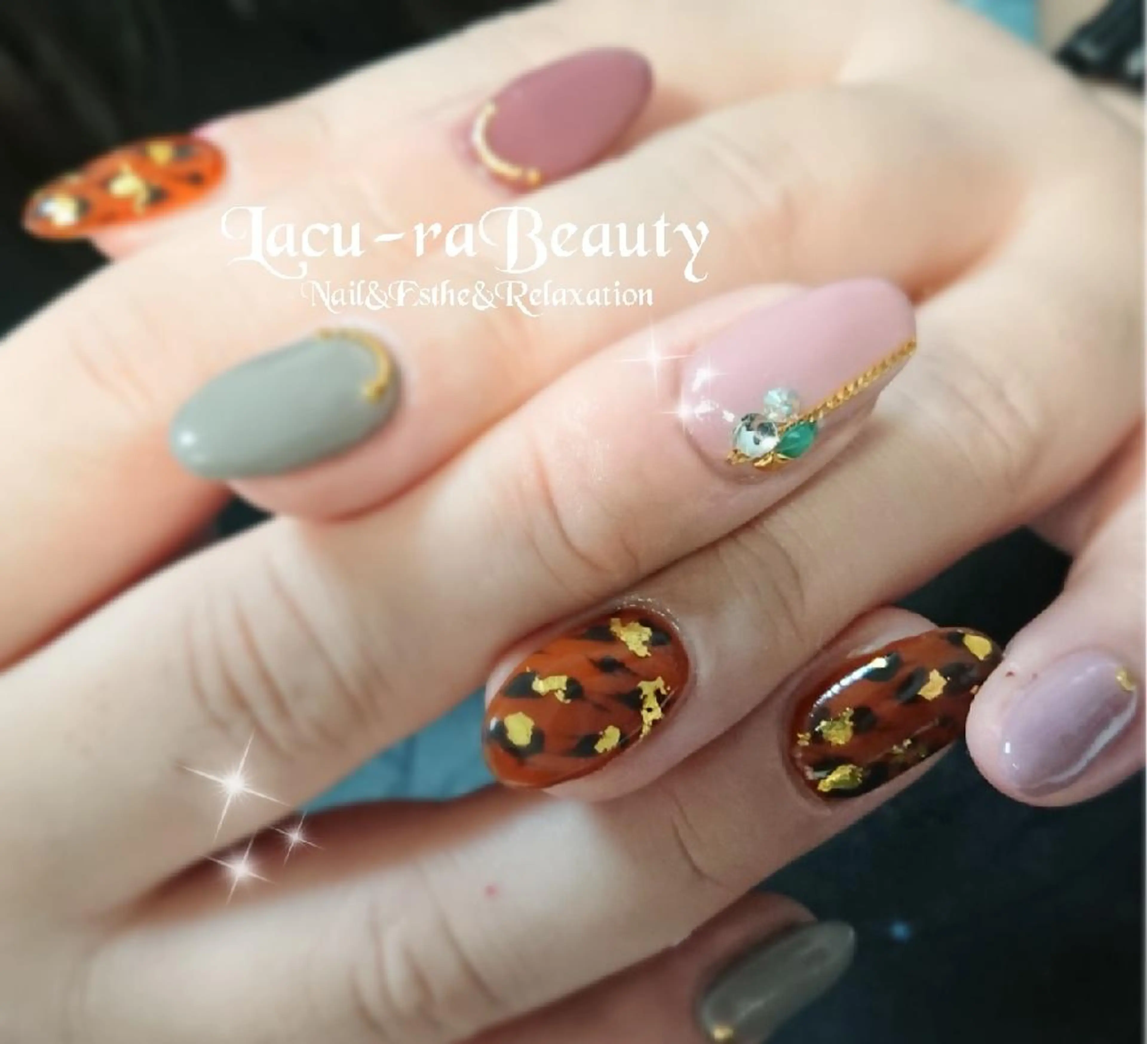 ネイル 小顔と腸の専門店 ラクーラビューティのエステ・リラクイメージ