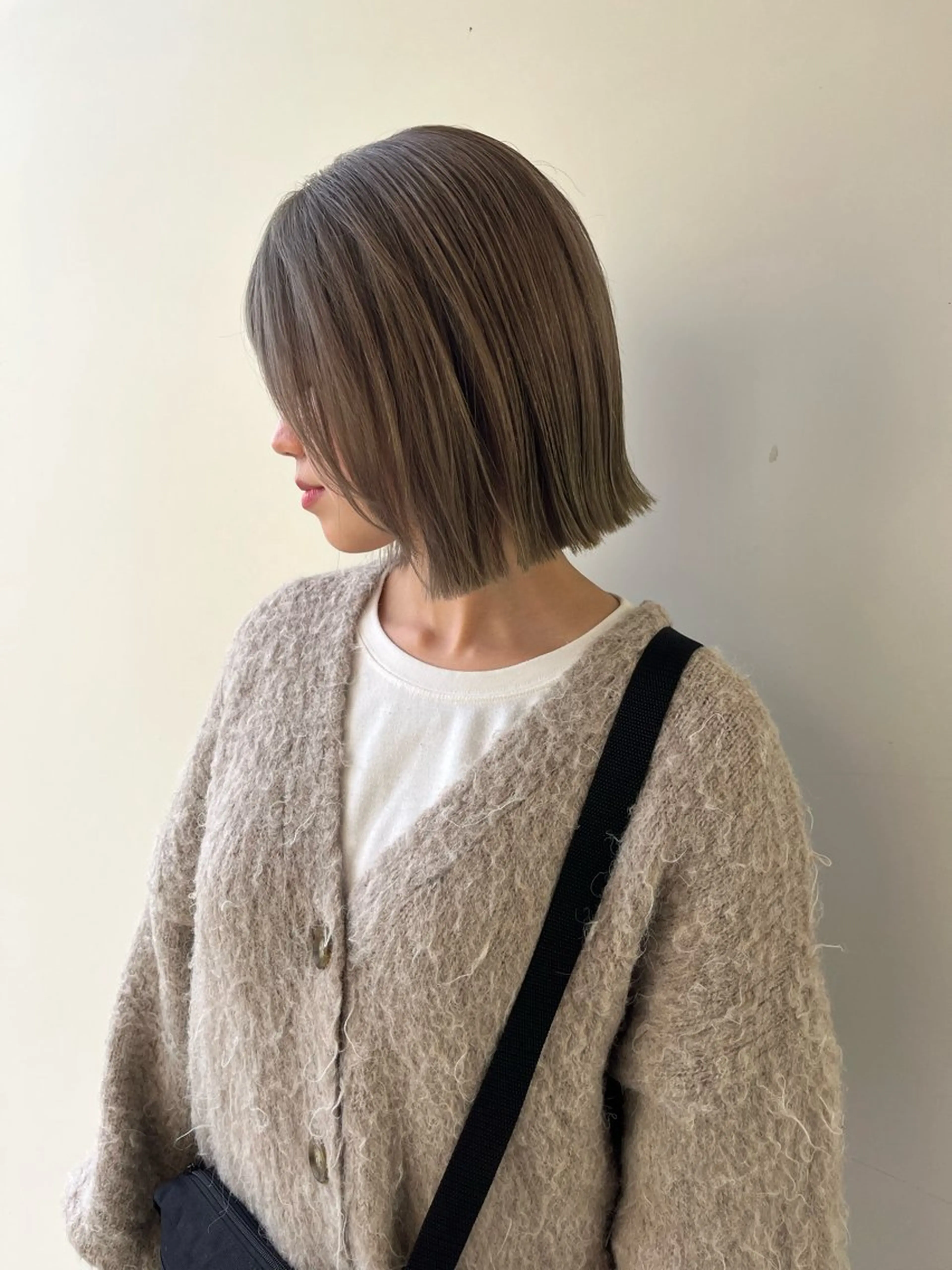 ミディアム 松本 茜のヘアスタイル