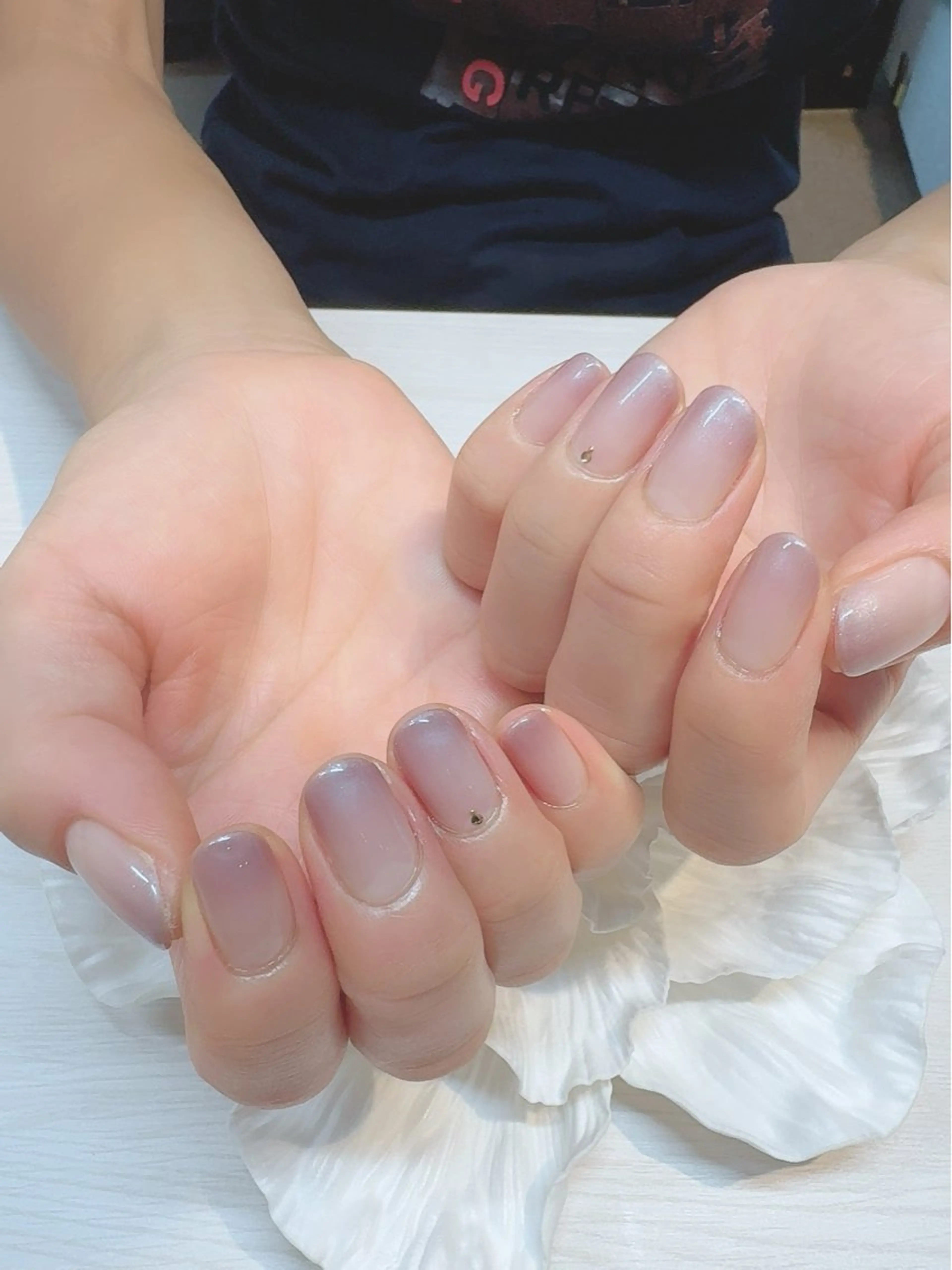 【Hand】オフ無料・パラジェル使用🧡似合わせフレンチorカラーグラデーションネイル💅の写真