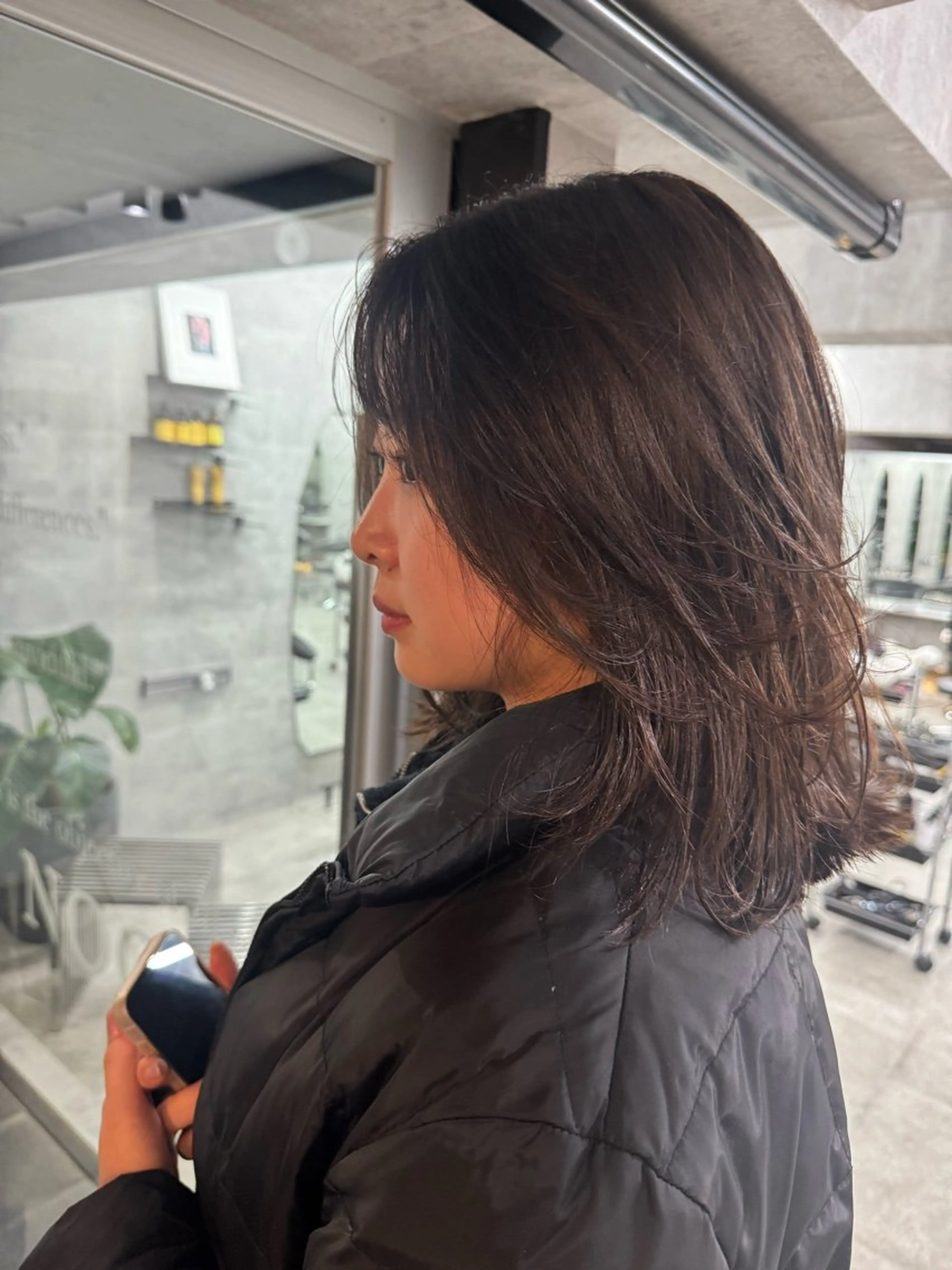 ミディアム カット ヘアカラー NOOS omotesando所属・あなたのお悩み改善" You"💚❤️💛のヘアスタイル