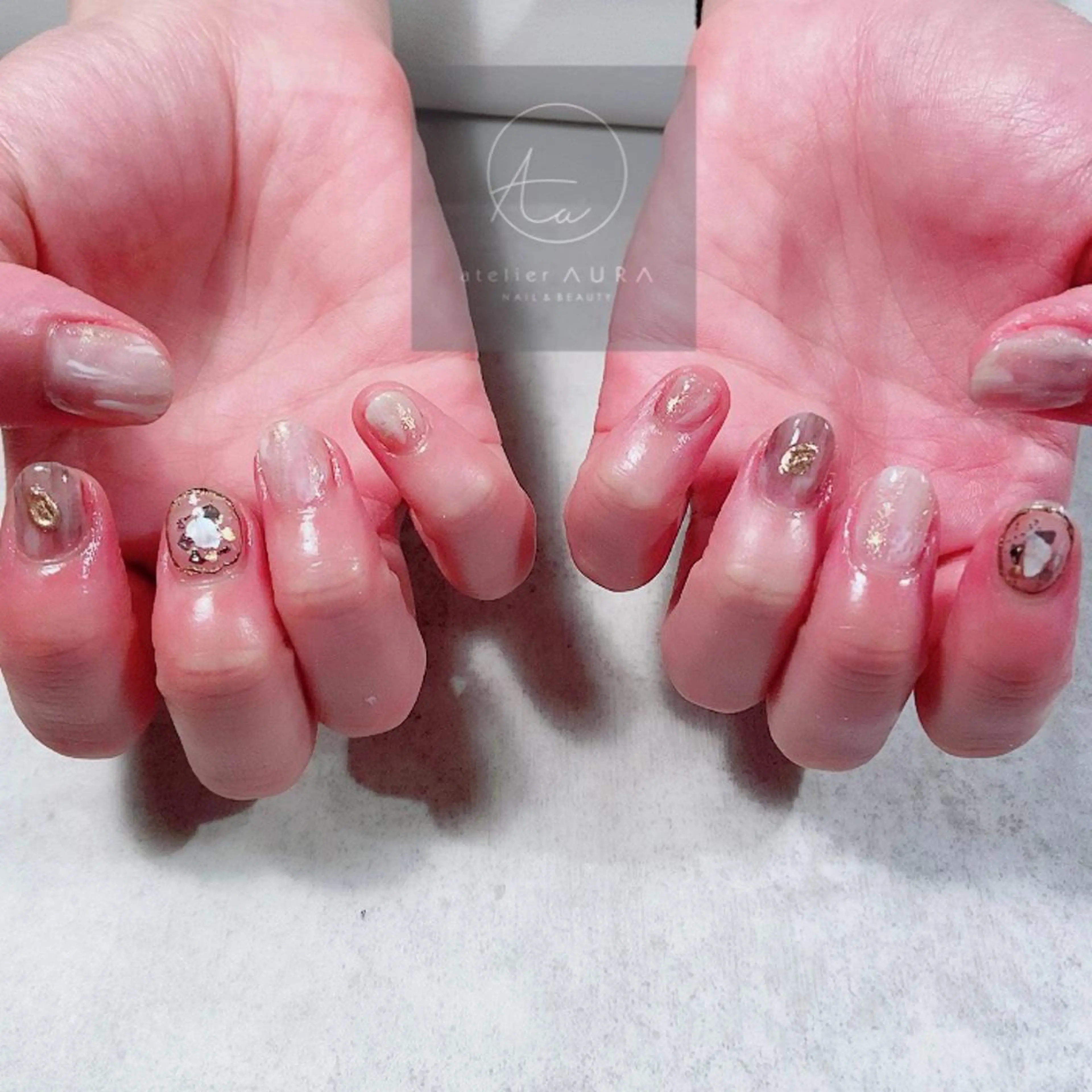ネイル atelier AURA ｱﾄﾘｴ ｱｳﾗ所属・atelier AURAのネイルデザイン