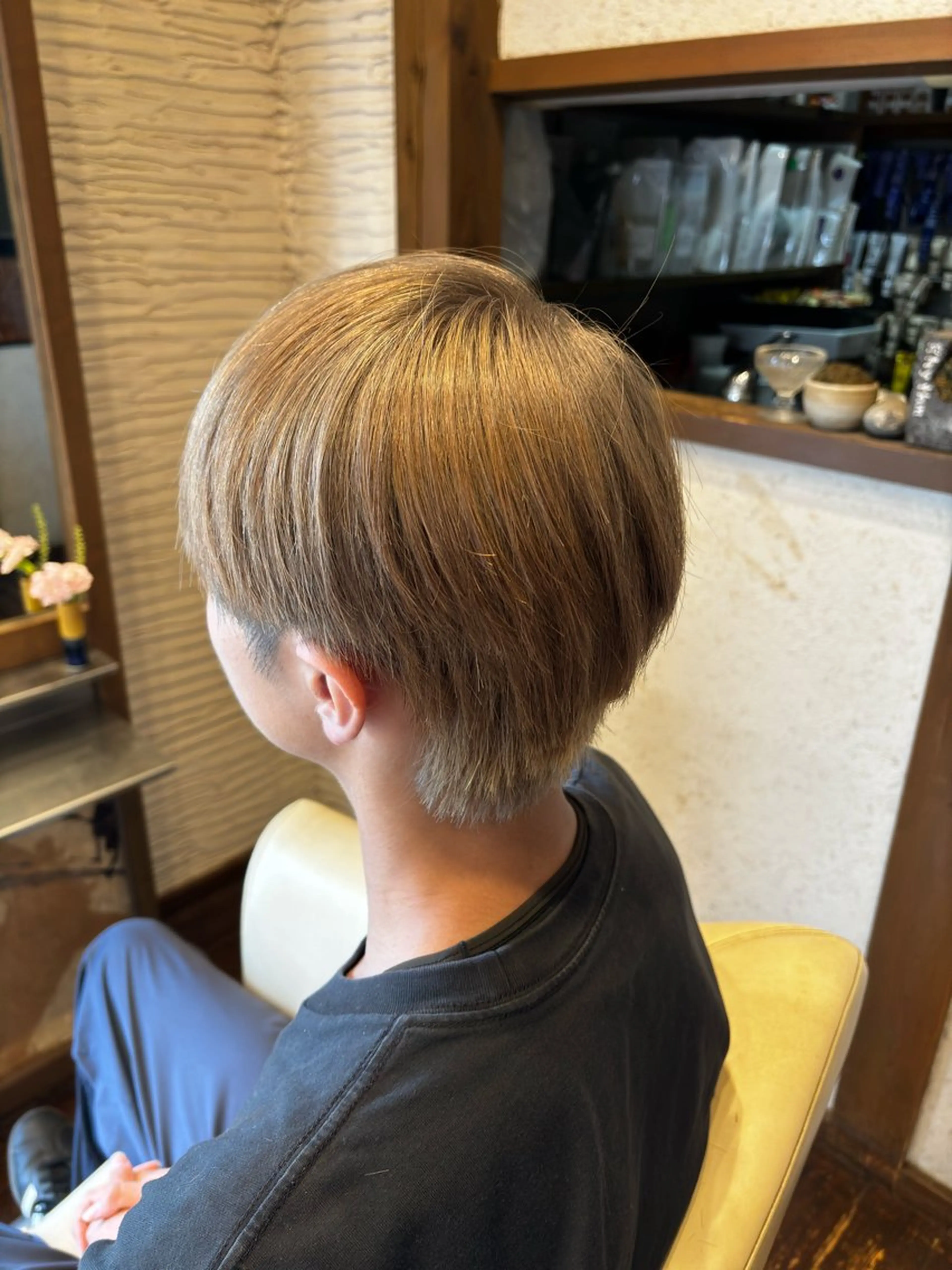 ショート カラー メンズ ベージュカラー ミルクティーベージュ カット ヘアカラー りずむヘアデザイン所属・Rhythm / RYOMAの眉毛・アイブロウイメージ