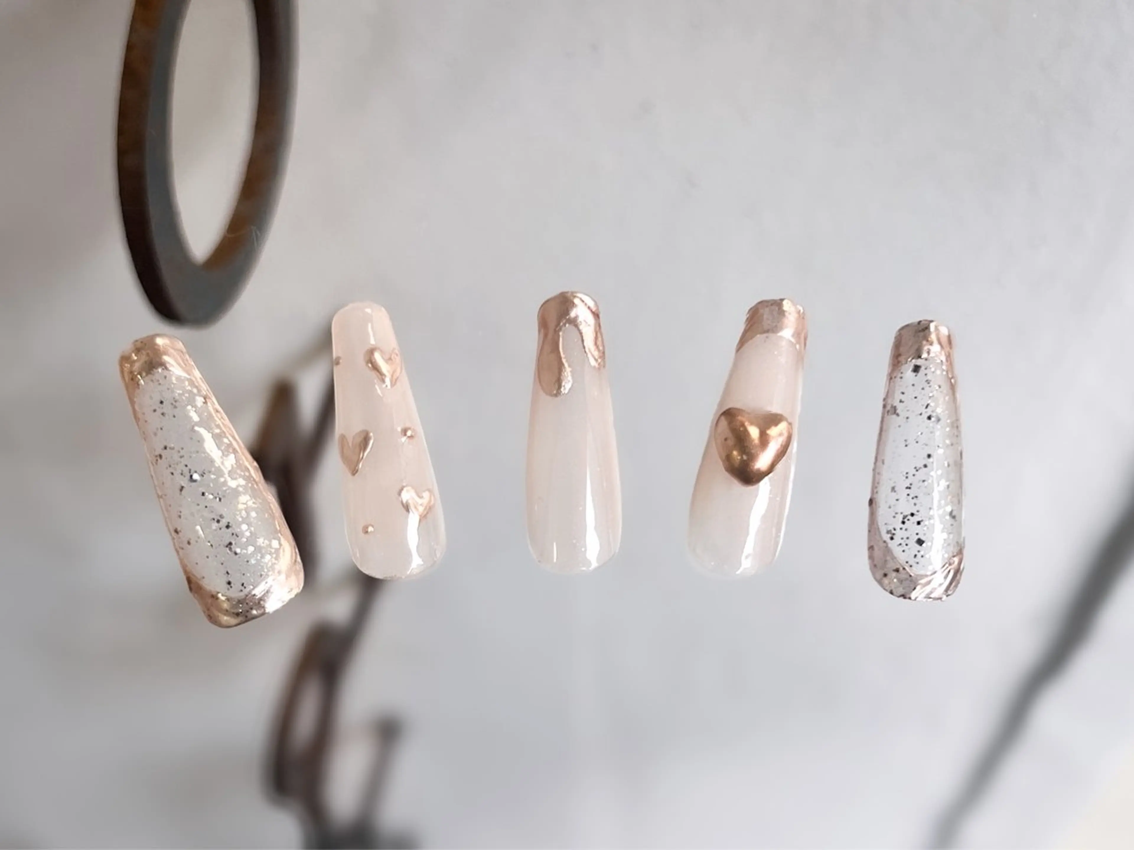 ネイル LEFTNAILS フィルインニュアンスのネイルデザイン