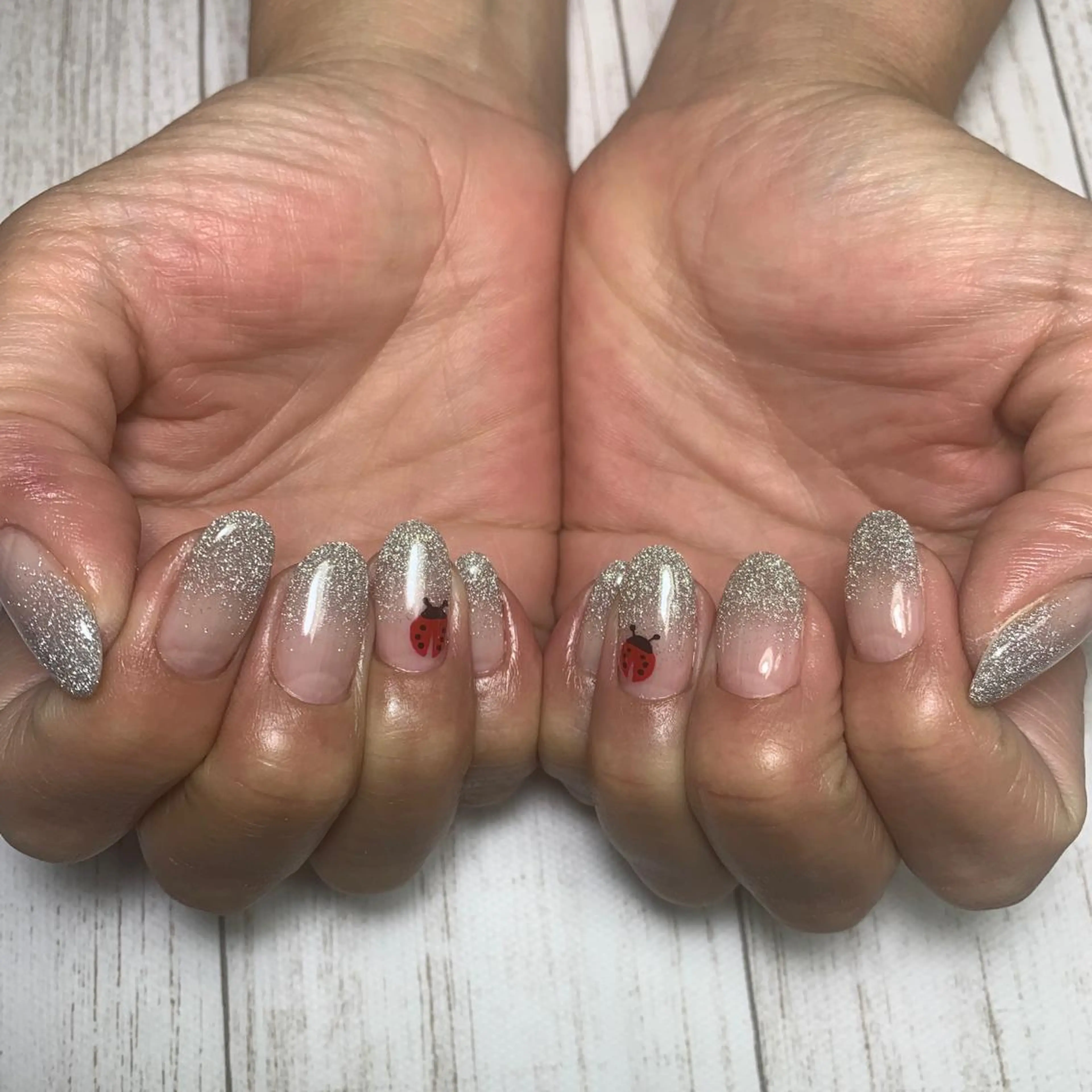 ネイル es nailのネイルデザイン