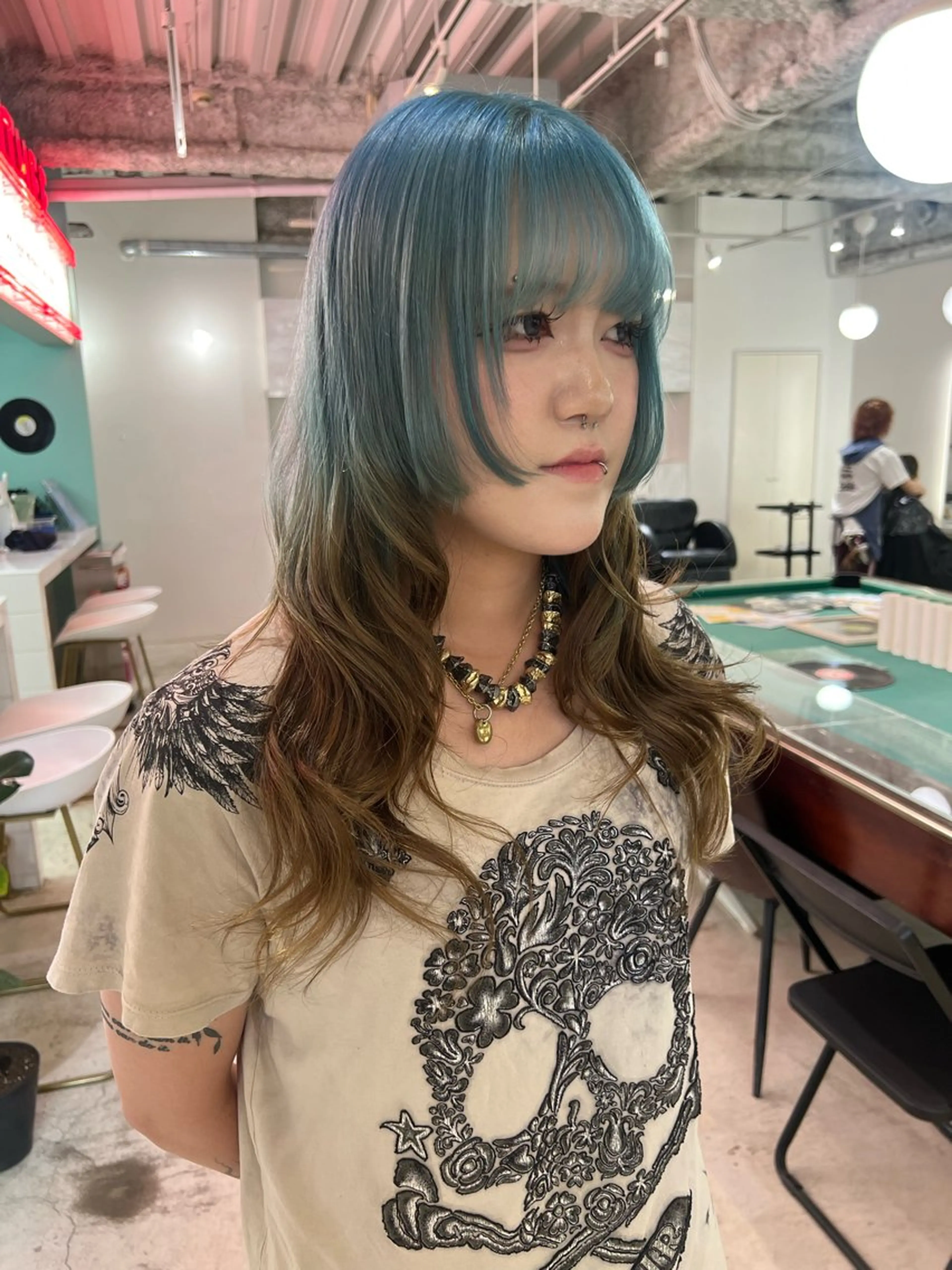 セミロング ヘアカラー トリートメント 💥ウルフカット デザインあんな💥のヘアスタイル