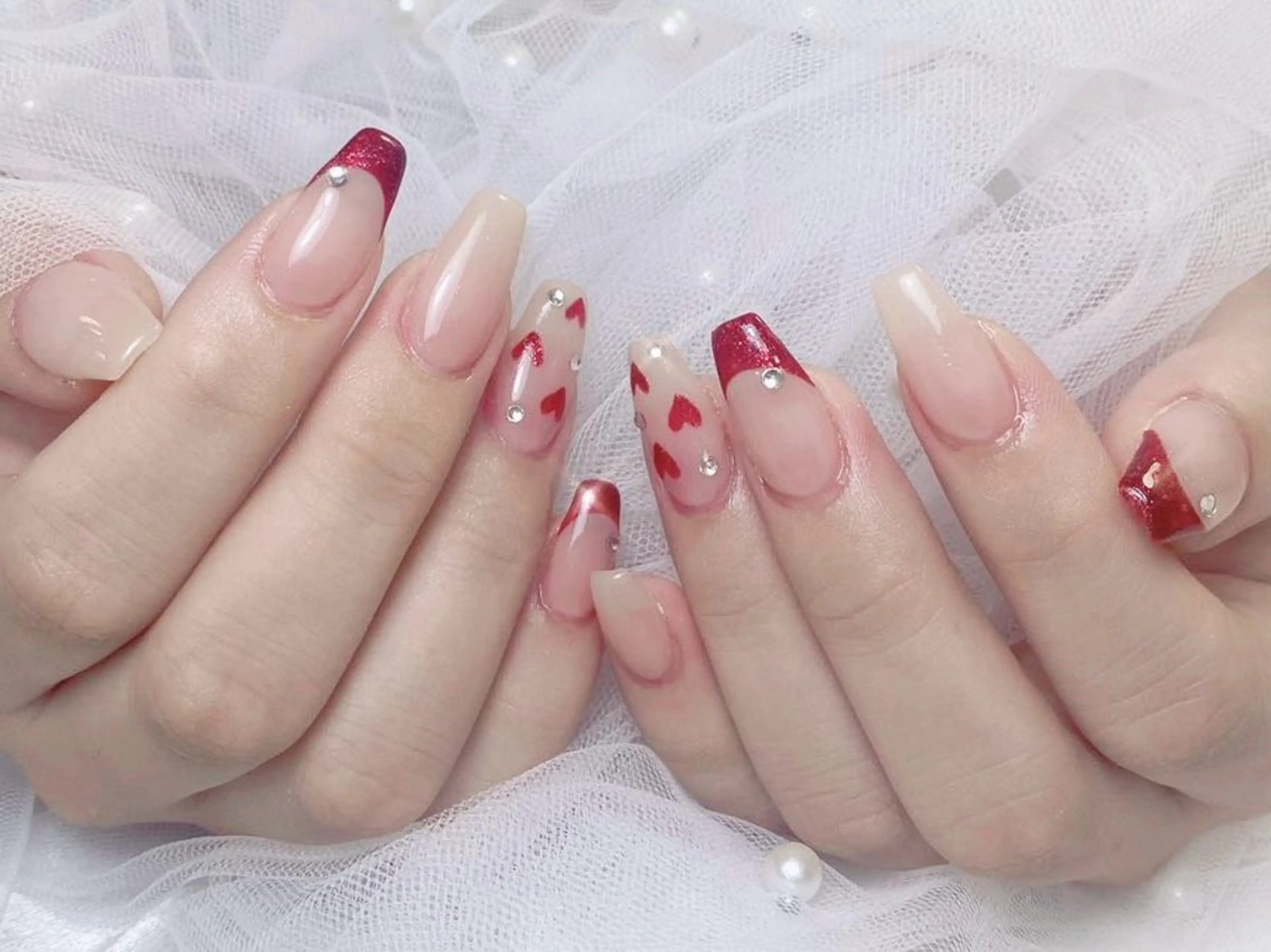 ネイル フレンチネイル ハート 韓国ネイル マグネットネイル マグネットフレンチ ハンドネイル ネイルサロン lotusのネイルデザイン