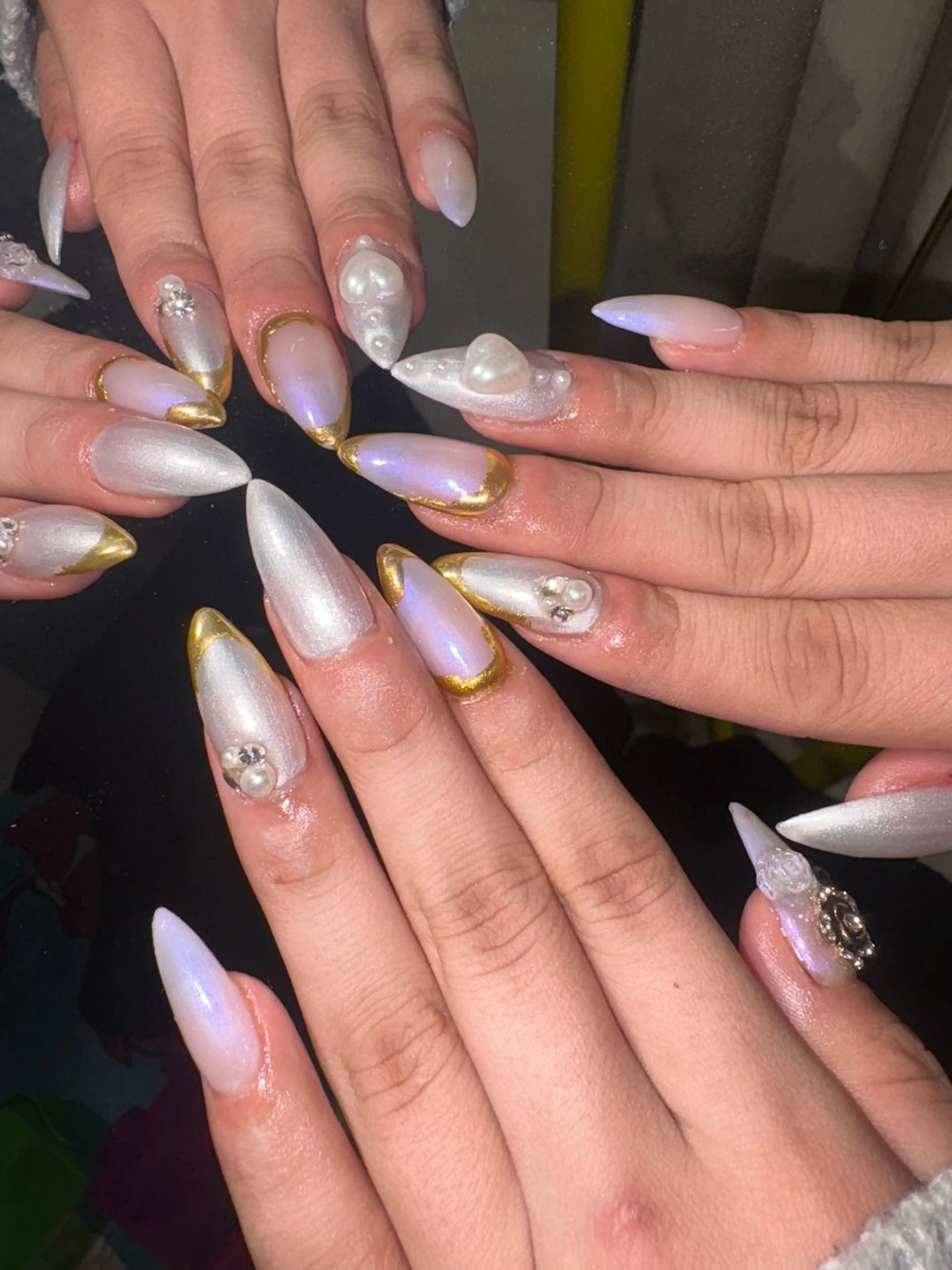 ネイル 成人式 ハンドネイル 33nail✴️栄 スミレ❇️Gel-xのネイルデザイン