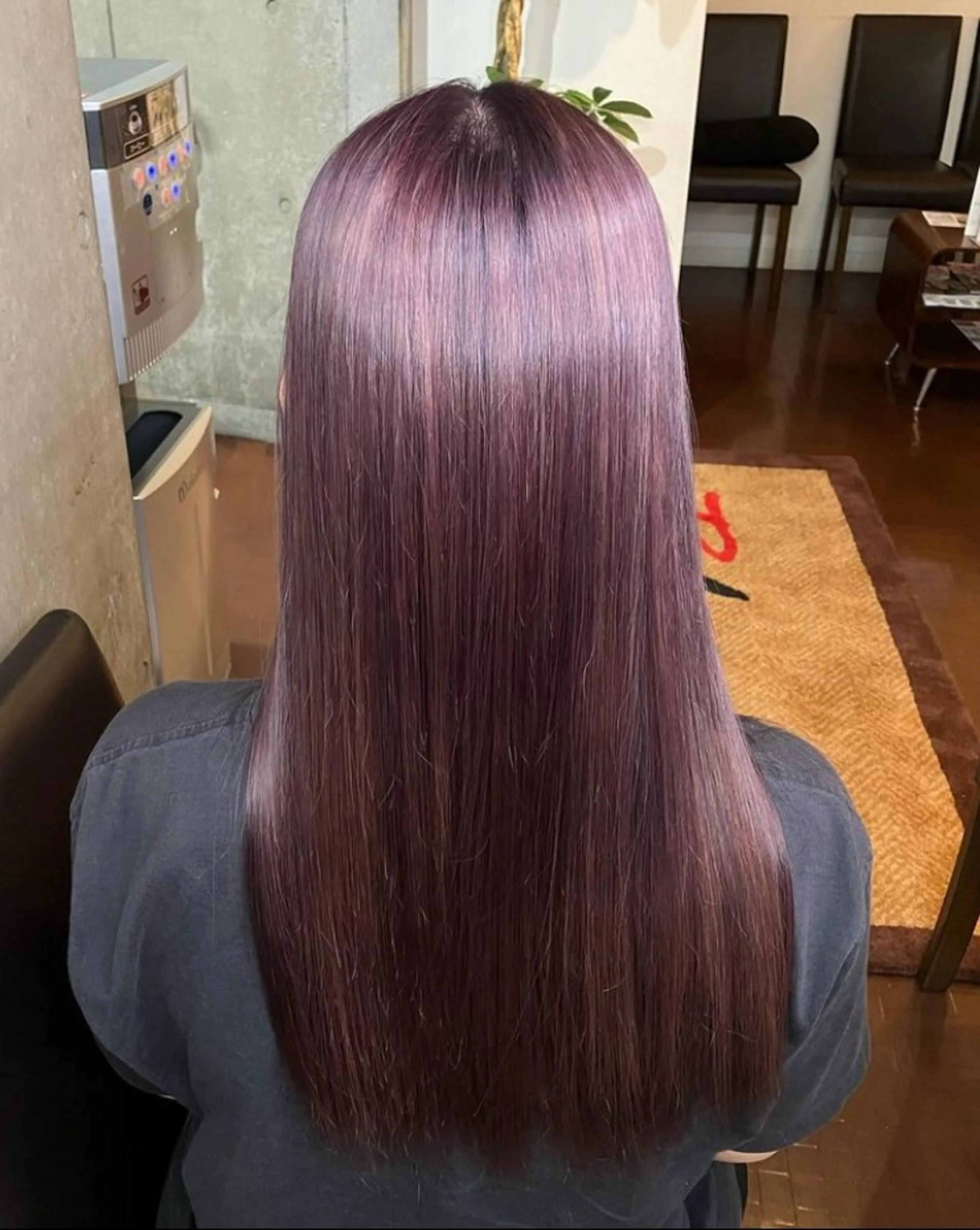 カラー Riko .のヘアスタイル