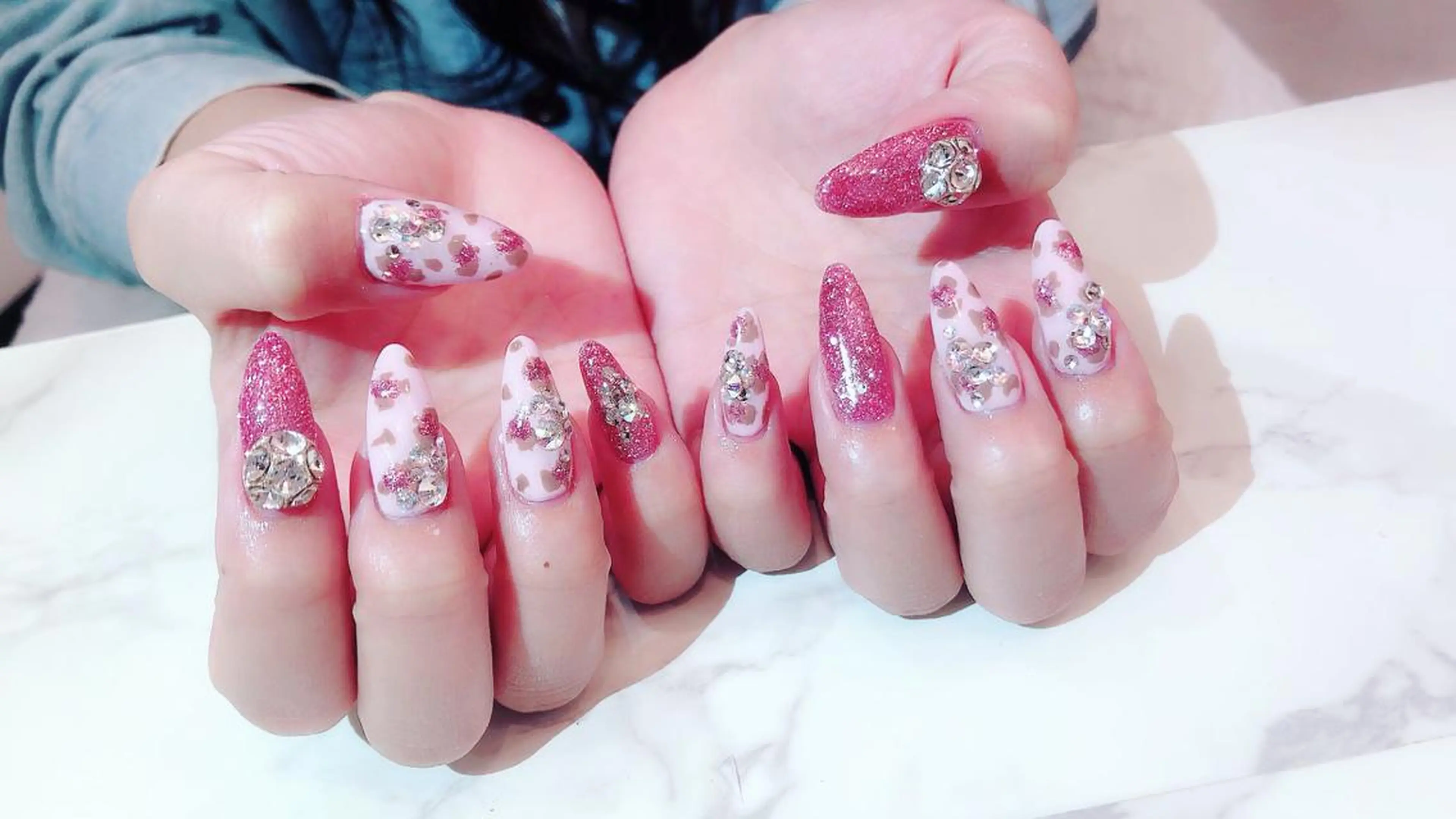ネイル noix nail &eyeのネイルデザイン