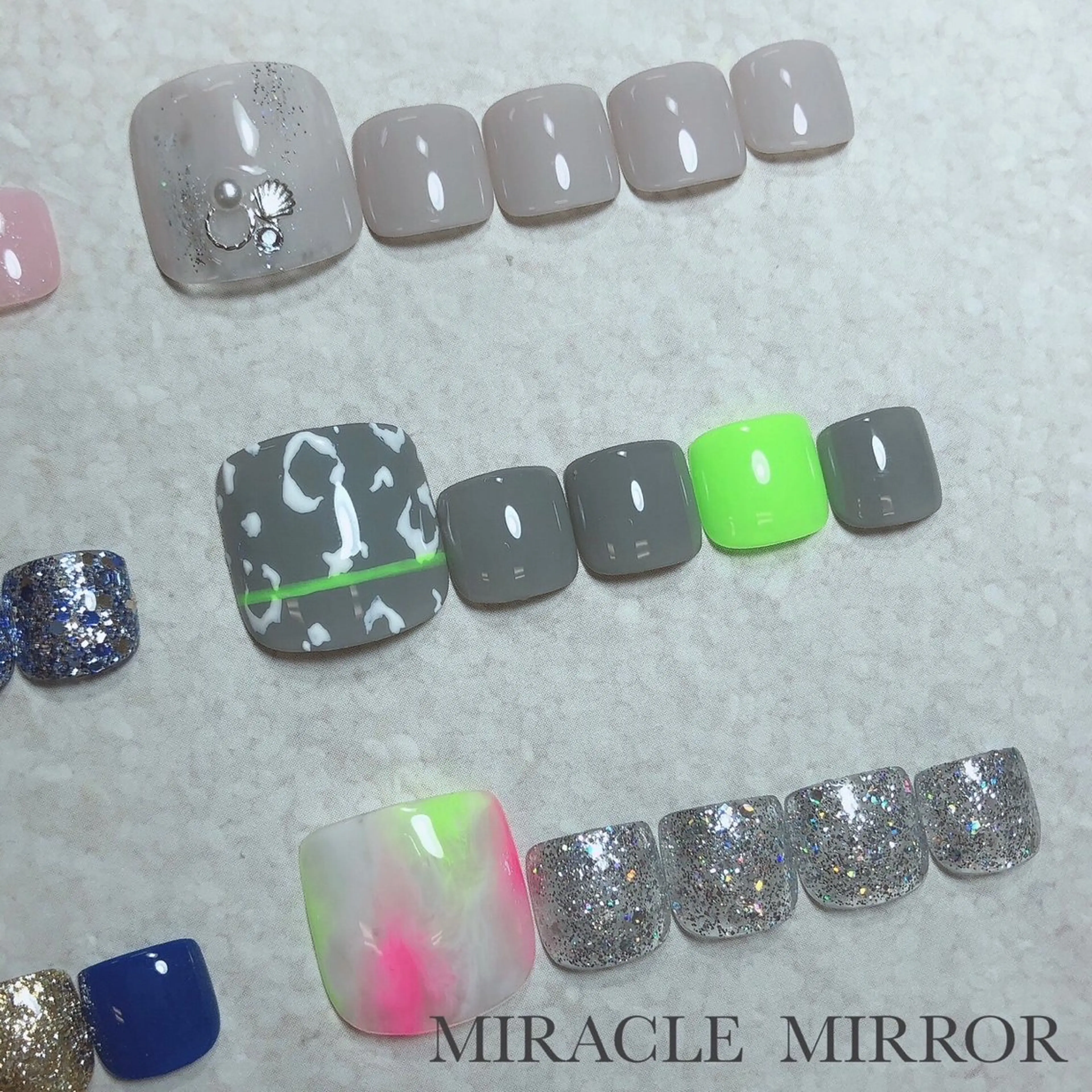 ネイル フットネイル ミラクルミラー 町野のネイルデザイン