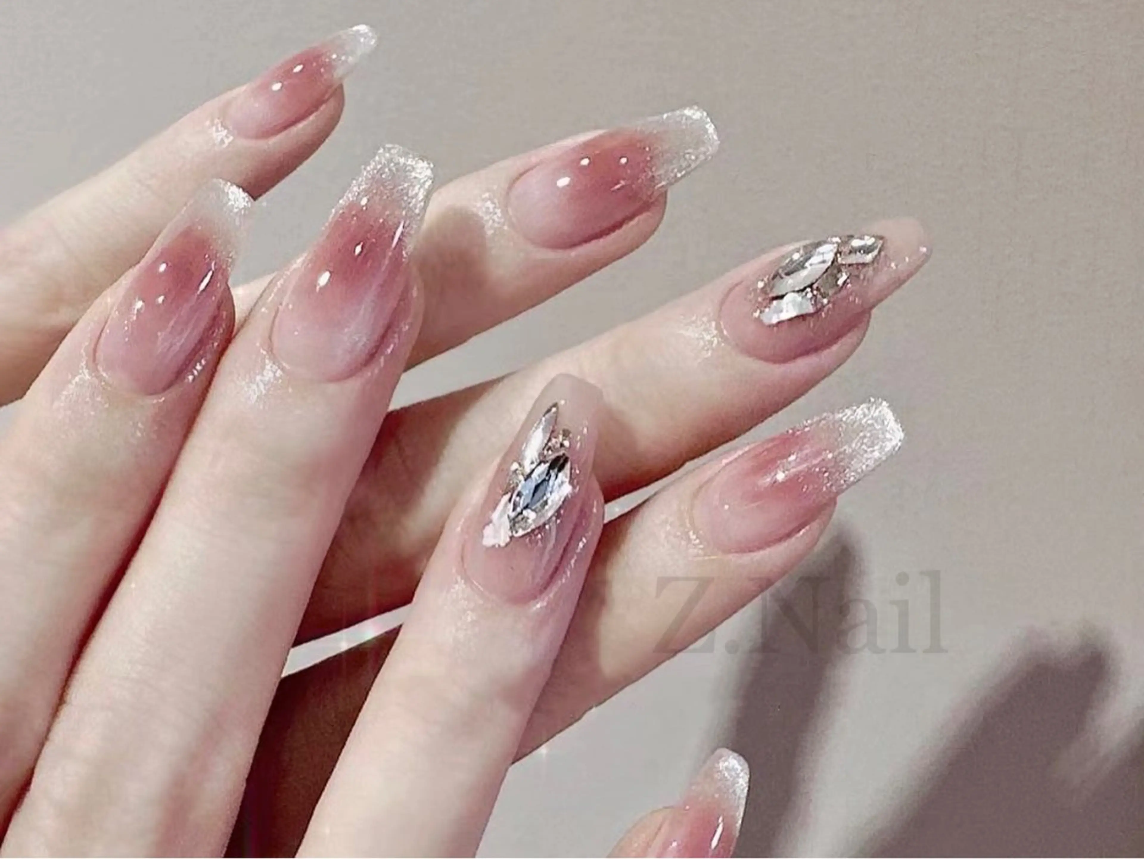 ネイル Z.Nail Salonのネイルデザイン