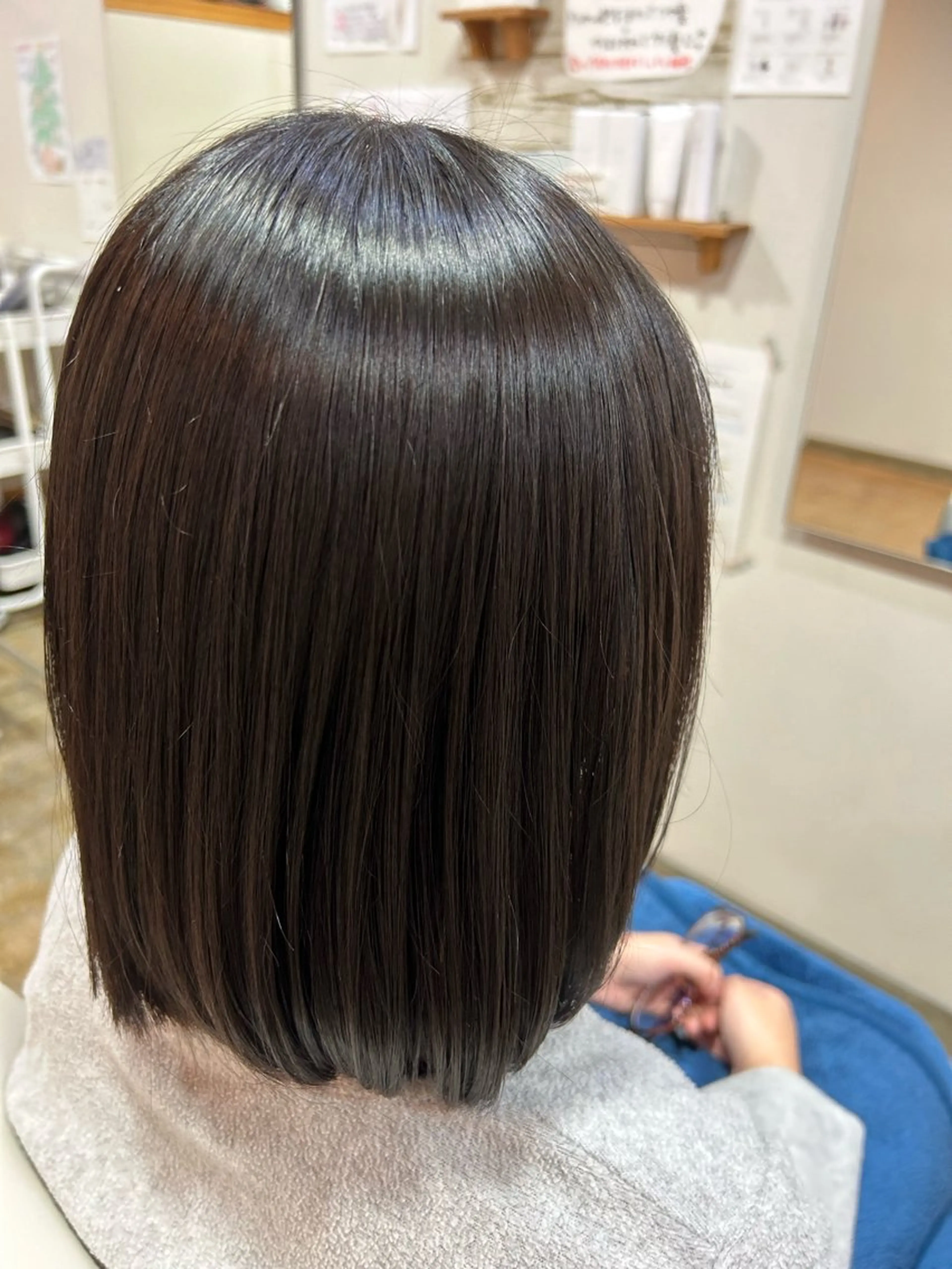 ショート 切りっぱなしボブ ボブ REMIXHAIR所属・西川 礼菜のヘアスタイル