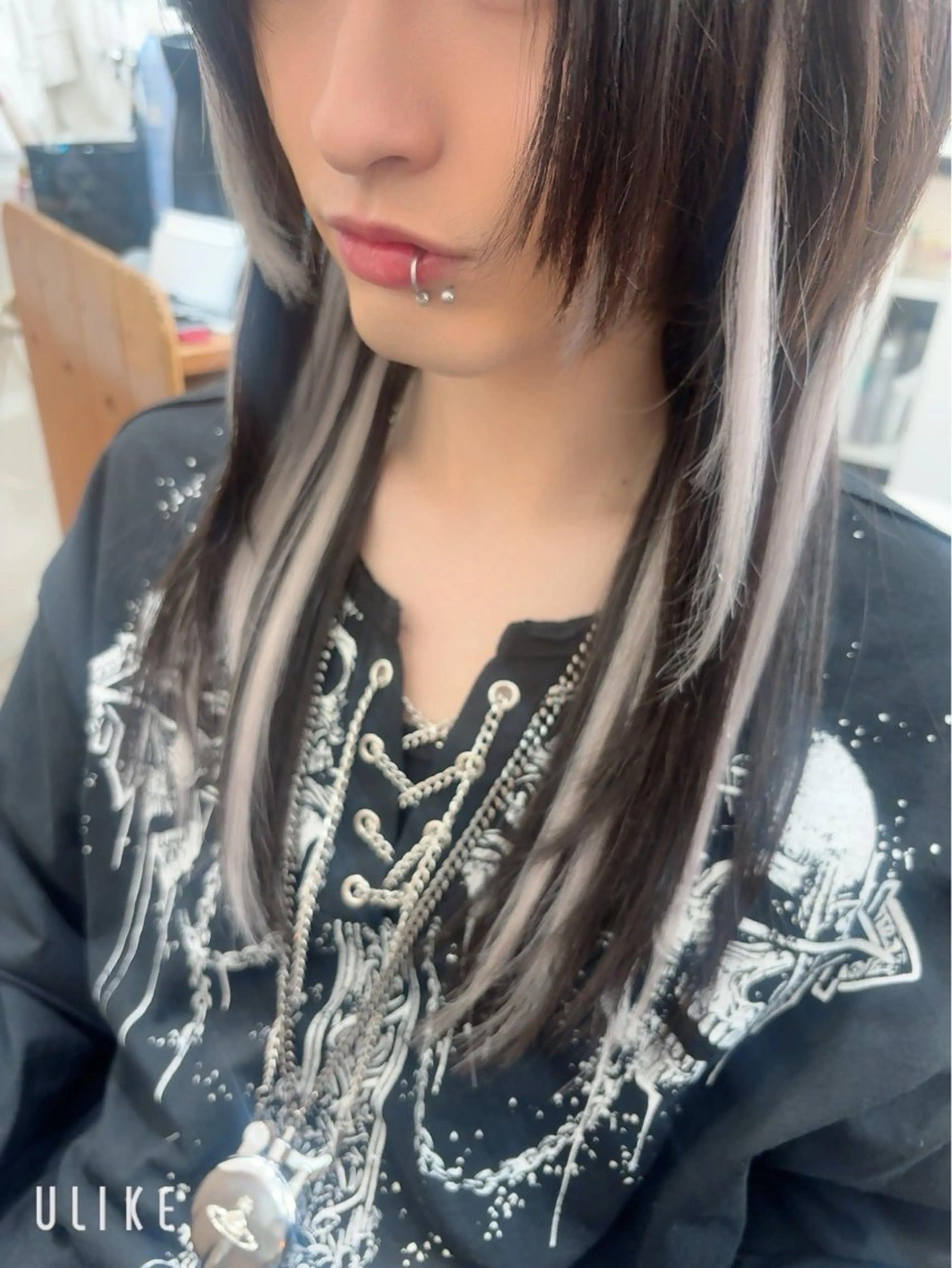 セミロング ヘアアレンジ エクステ ハイライト エクステ アーチフォーヘアー所属・アーチフォーヘアー AIRIのヘアスタイル