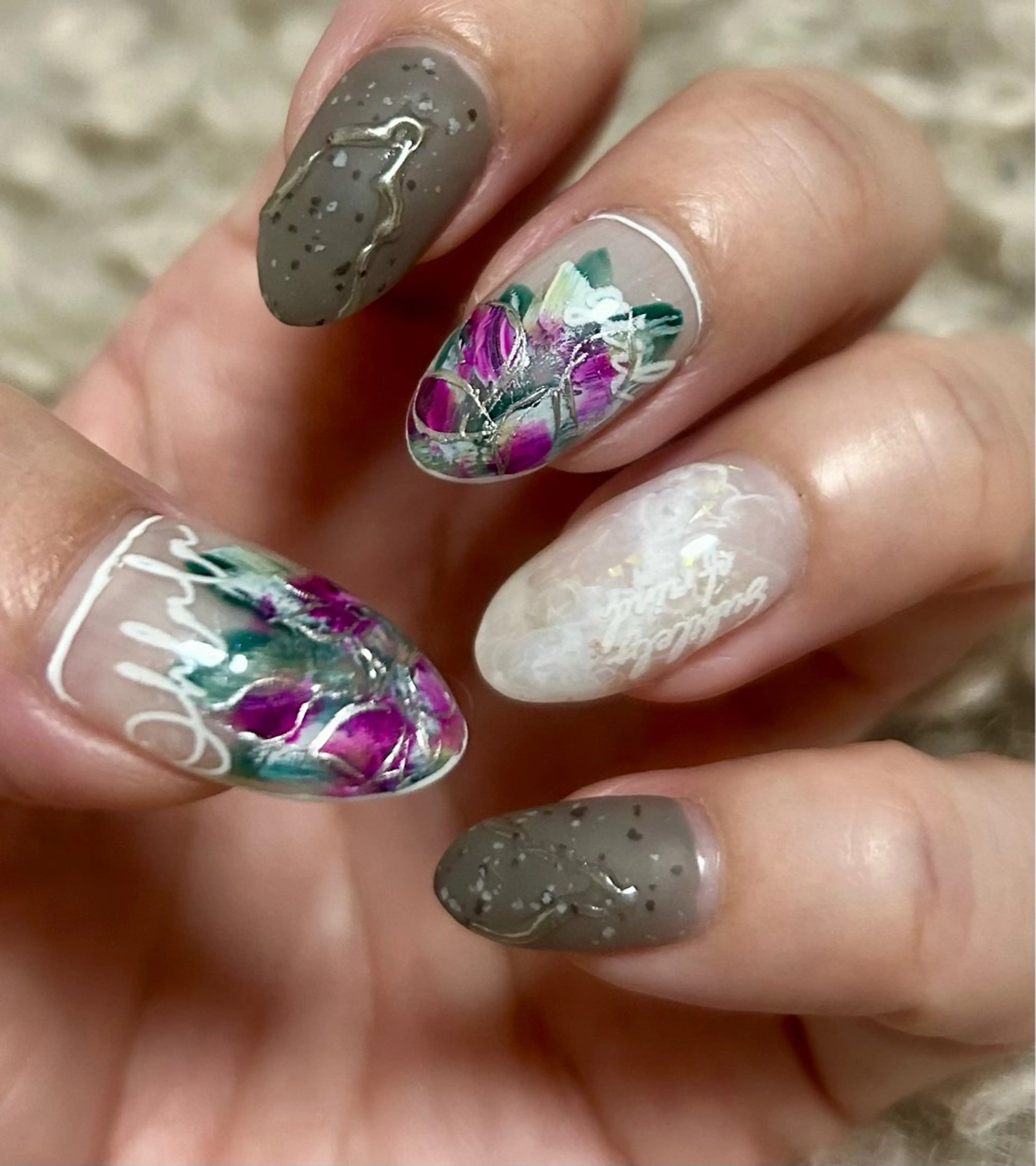 ネイル nailroom HARU.のネイルデザイン