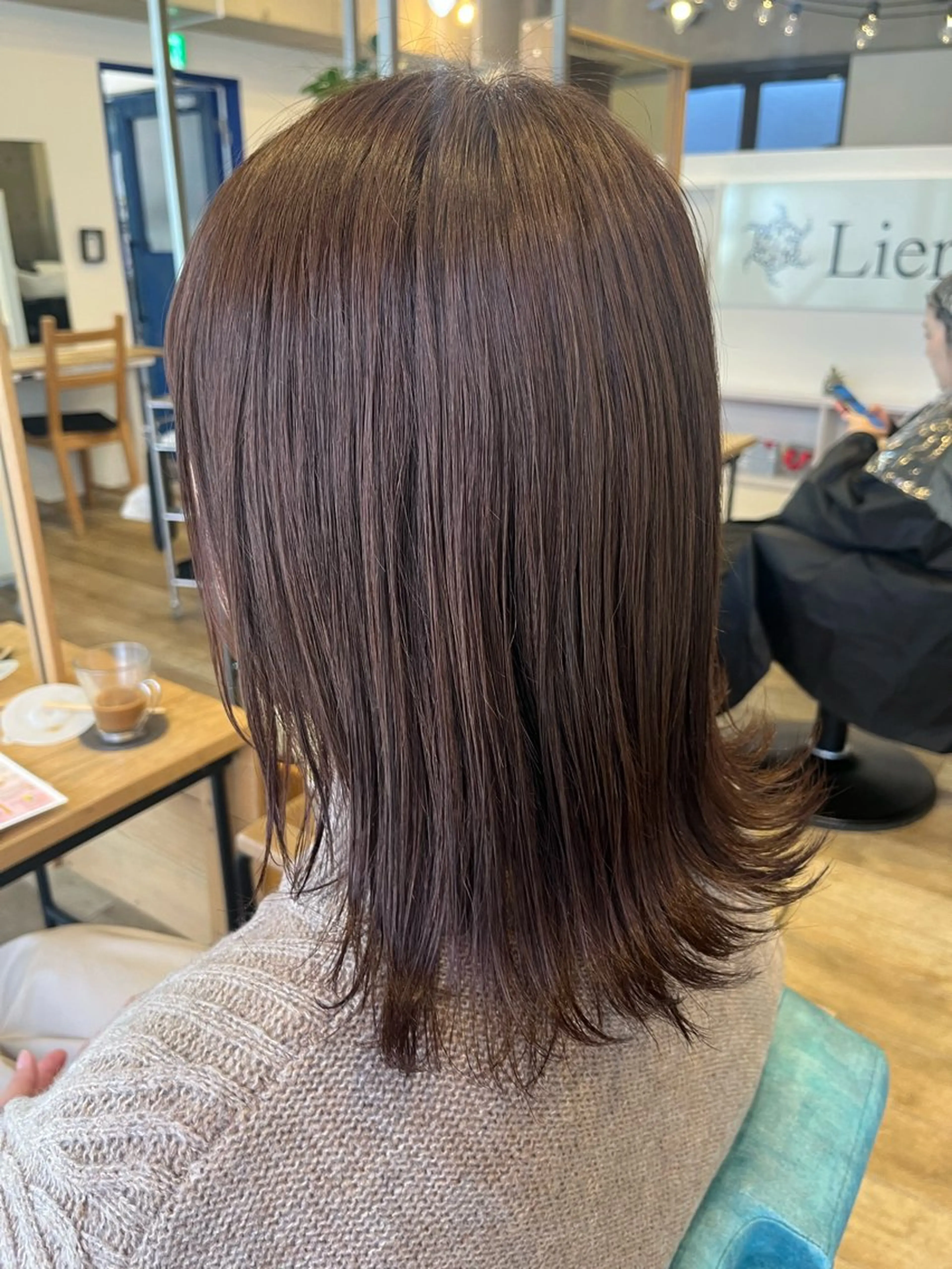 ミディアム ラベンダーベージュ 【lyann表参道】 大内優衣のヘアスタイル