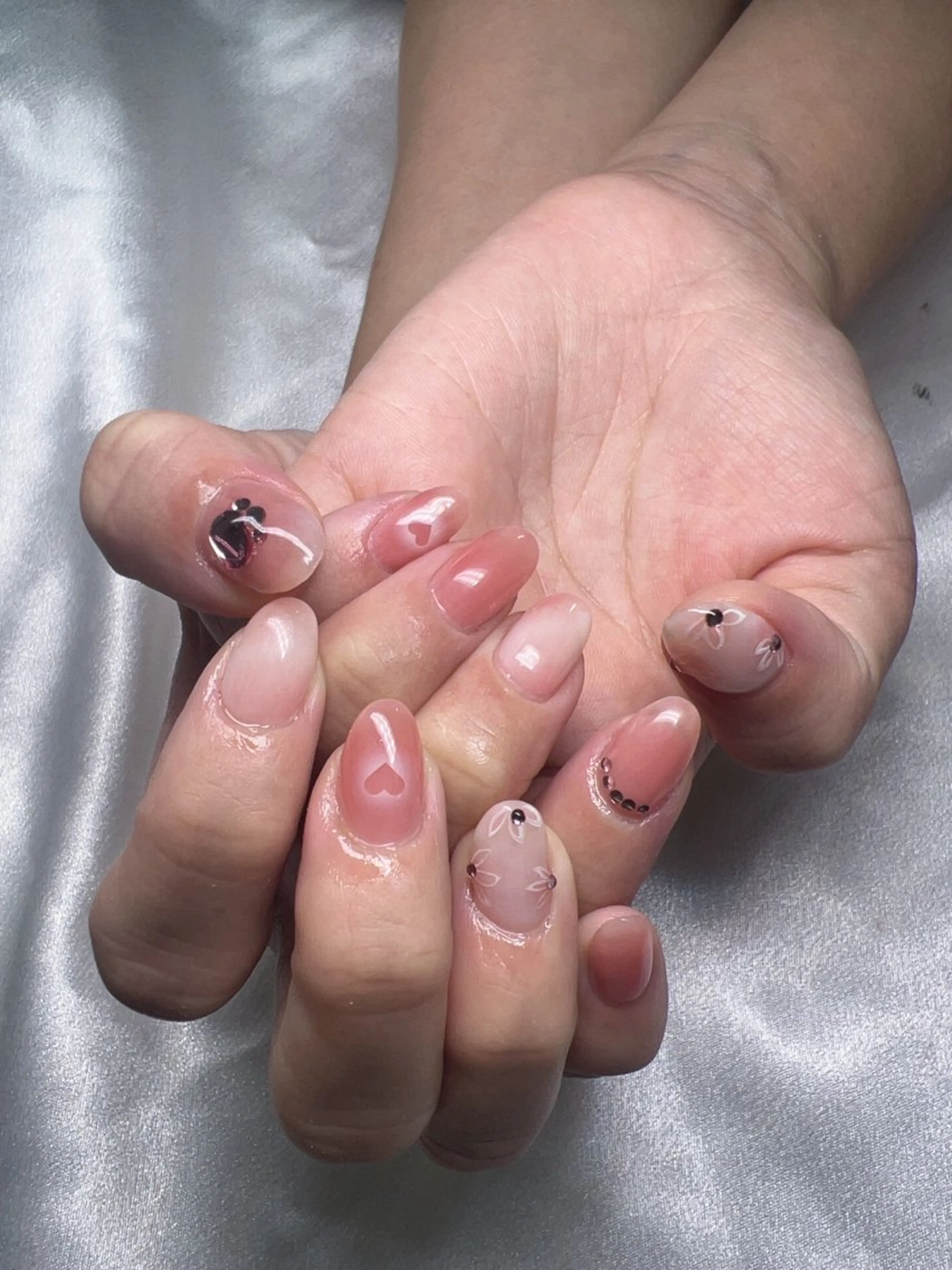 ネイル レアリティー所属・レアリティ ハヤシのネイルデザイン