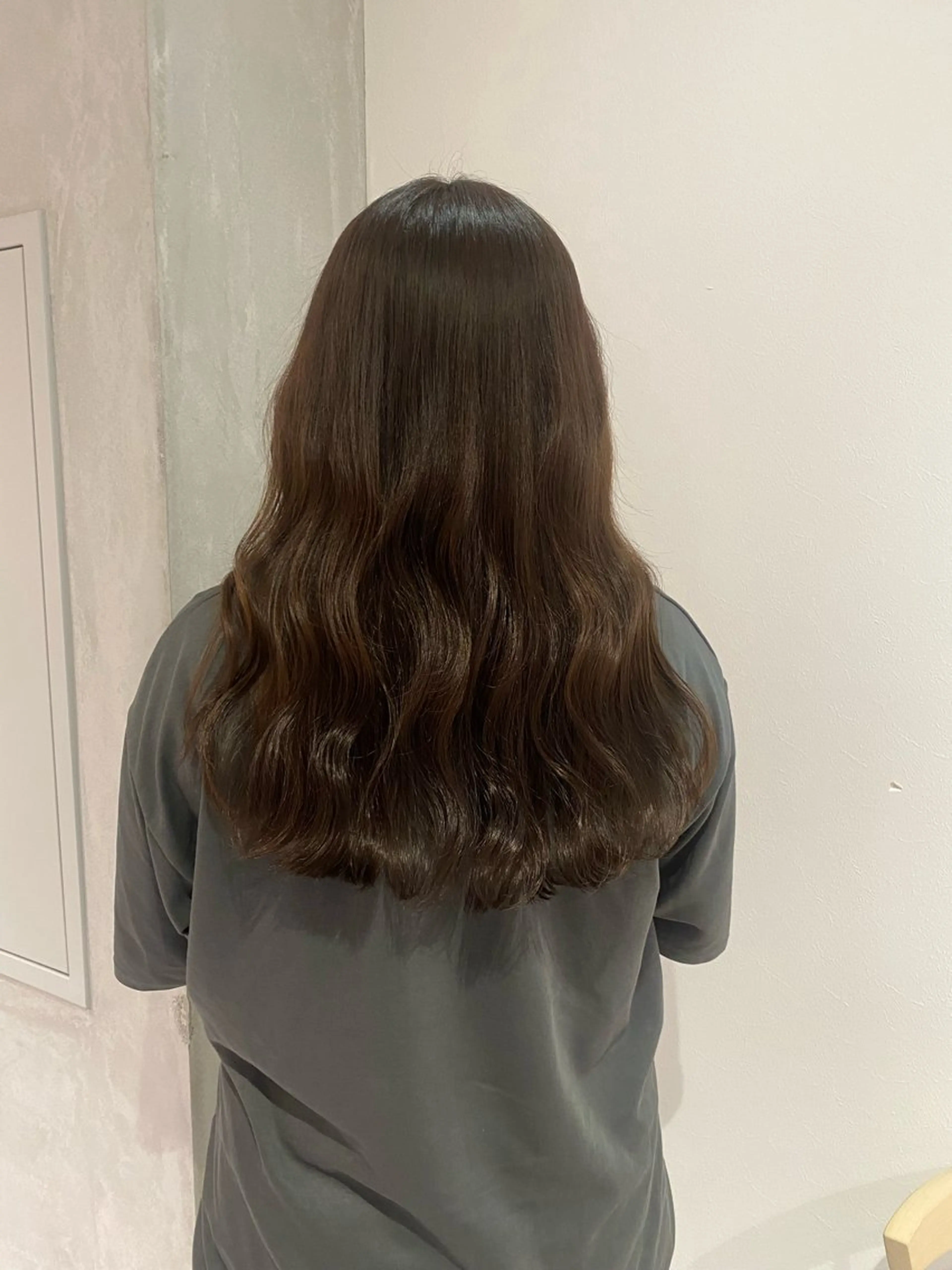 ロング ヘアカラー YOKE所属・いとう ほのかのヘアスタイル