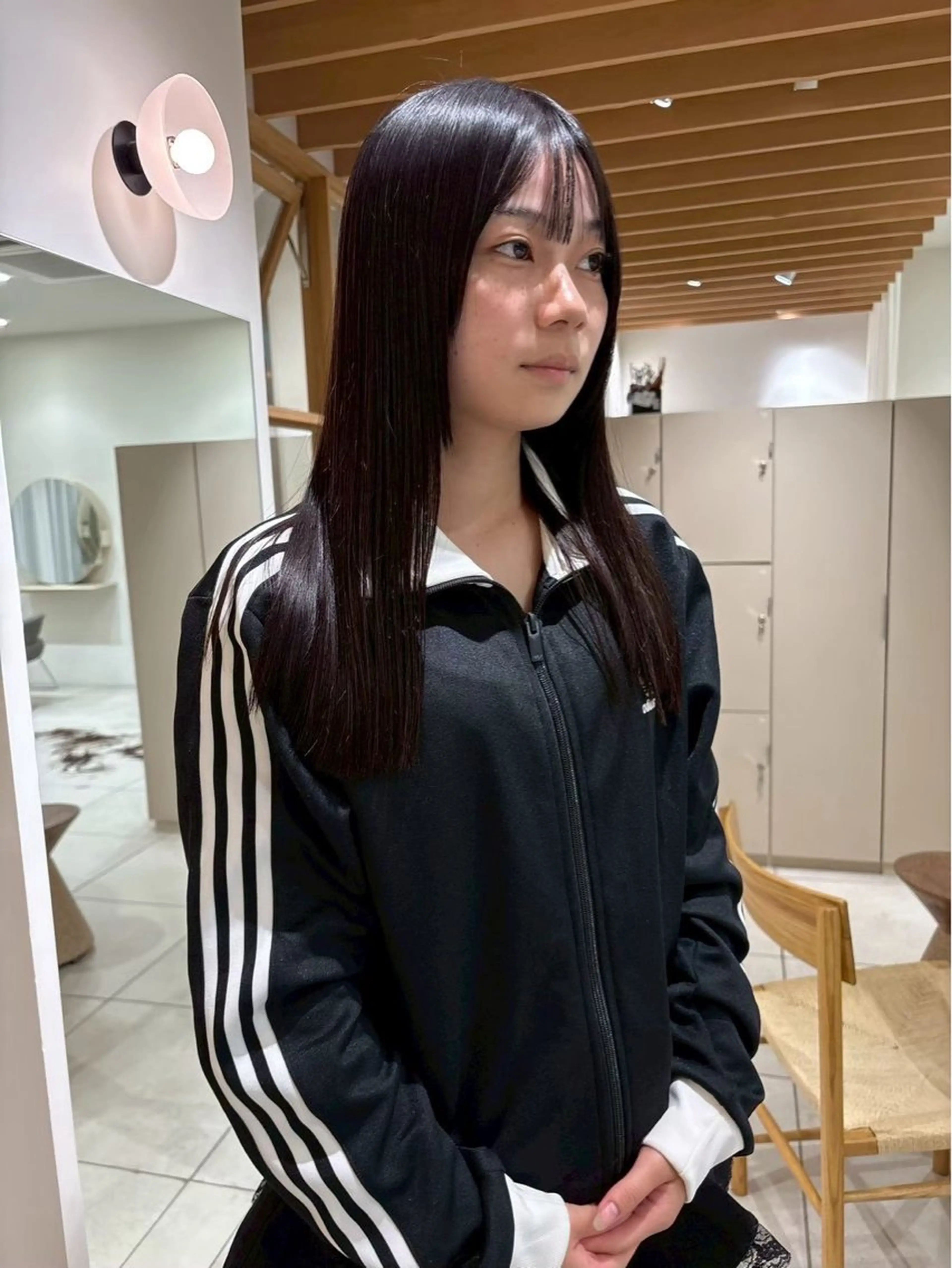 ロング パーマ 酸性ストレート ストレートパーマ アイブロウリフト/ 髪質改善カラー/みわの眉毛・アイブロウイメージ