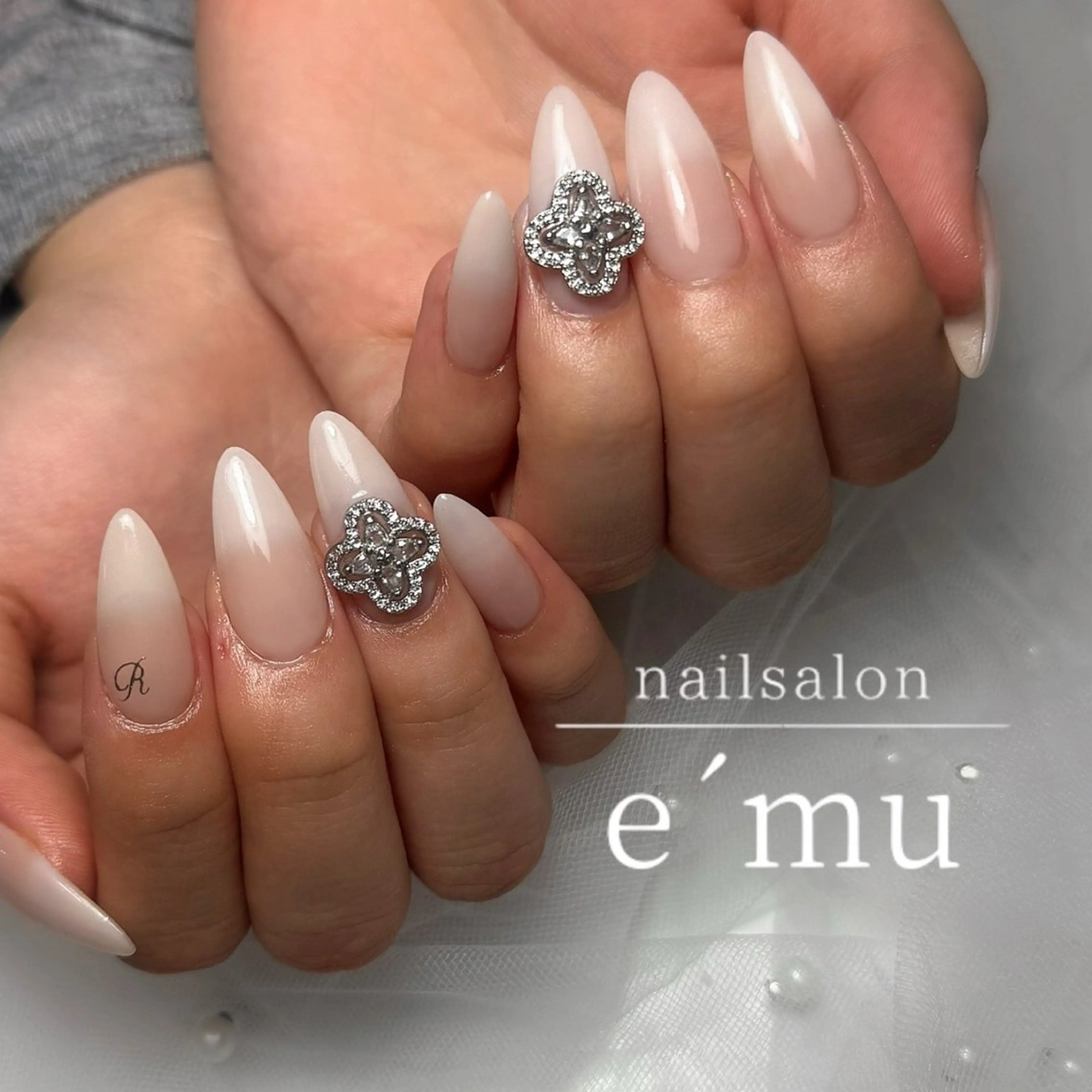 ネイル ハンドネイル nailsalon e´muのネイルデザイン