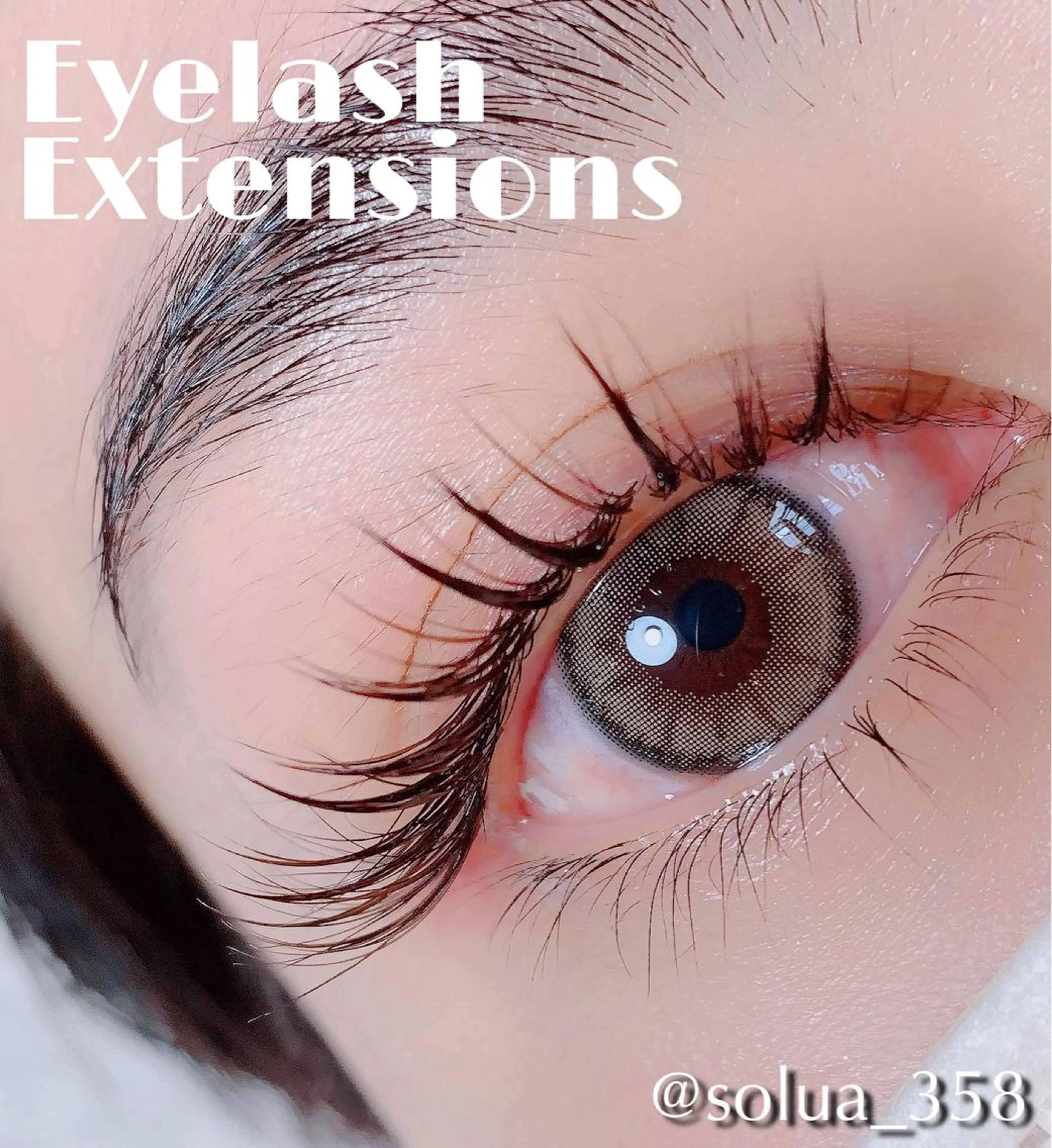 マツエク・マツパ 束感まつ毛 フラットラッシュ 目尻長め solua Ayamiのエステ・リラクイメージ