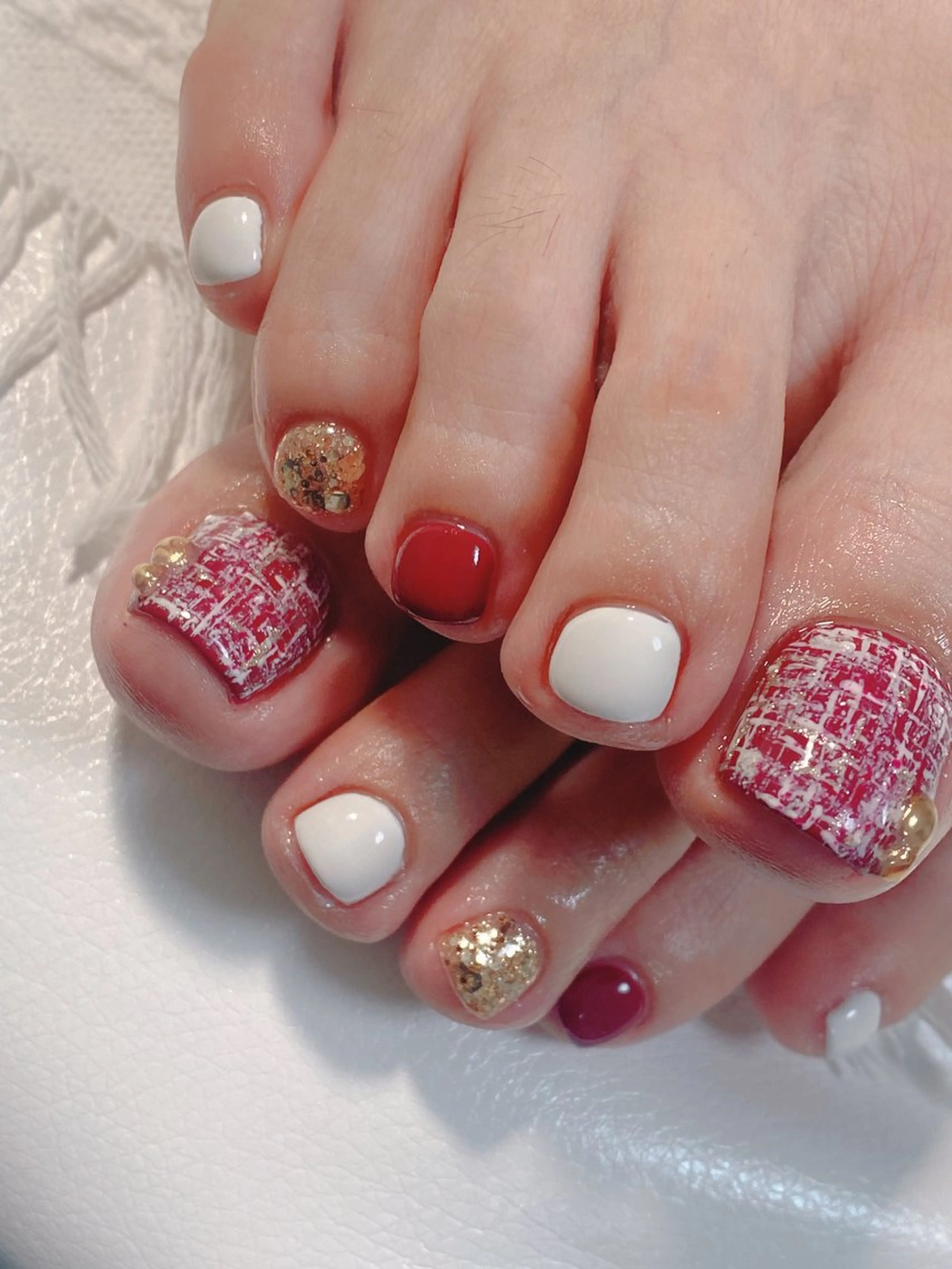 ネイル フットネイル 大人キレイ 𝑁𝑖𝑥𝑖𝑠のネイルデザイン