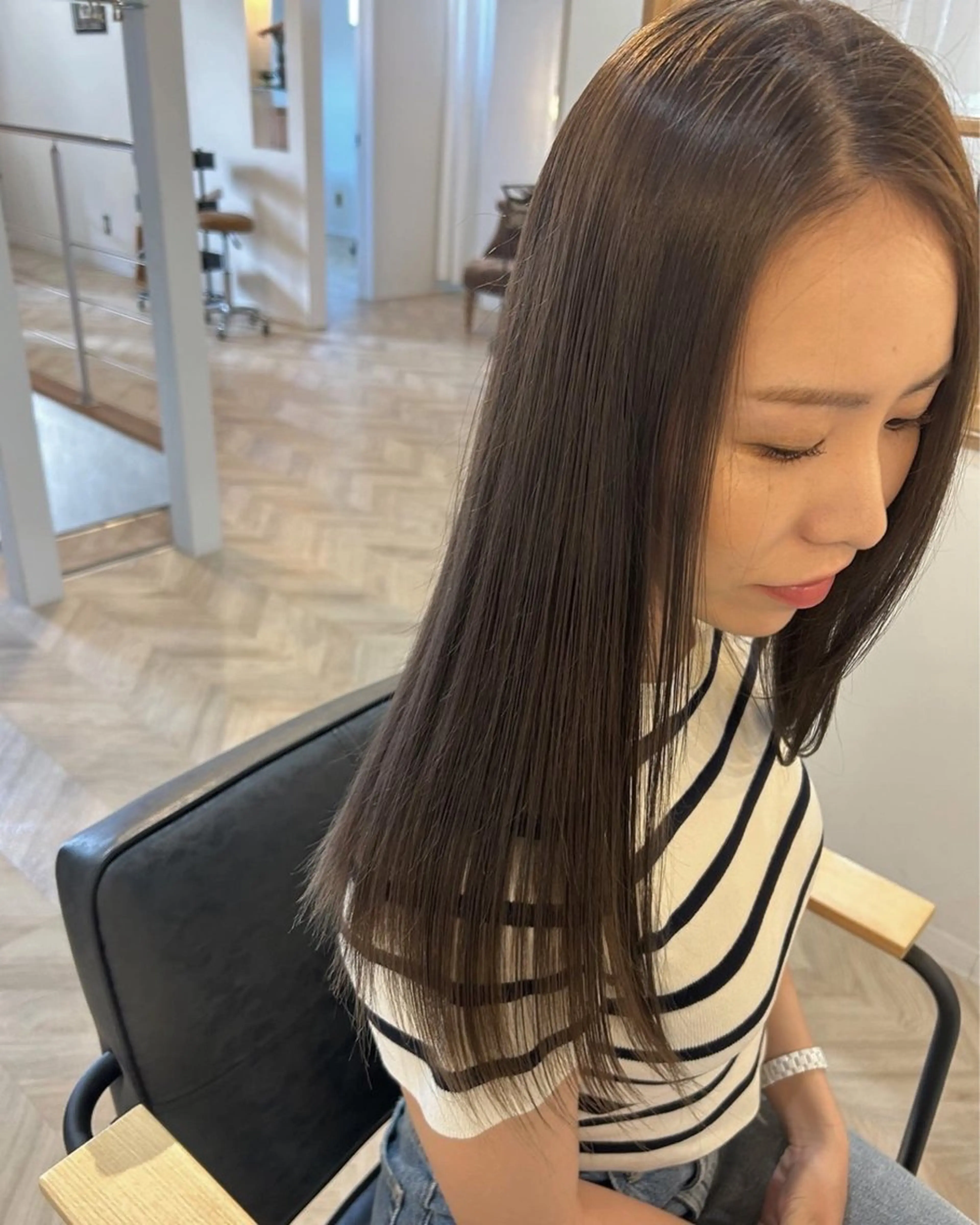 ミディアム PACE所属・ayumi ／透明感カラーのヘアスタイル