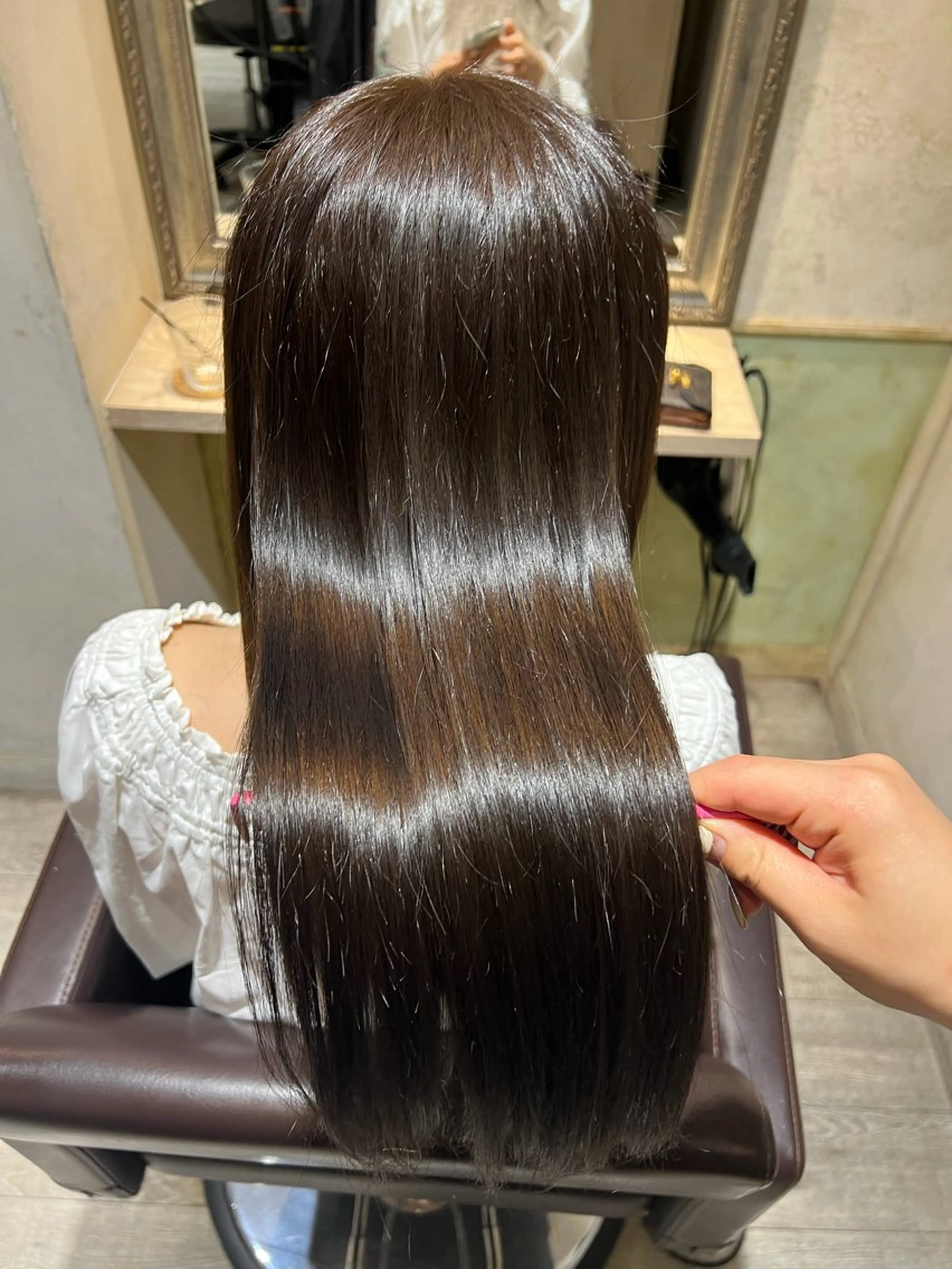 ロング Hair Make NEWYORK　稲荷町店所属・南部萌🍀美髪矯正 ツヤツヤストレートのヘアスタイル