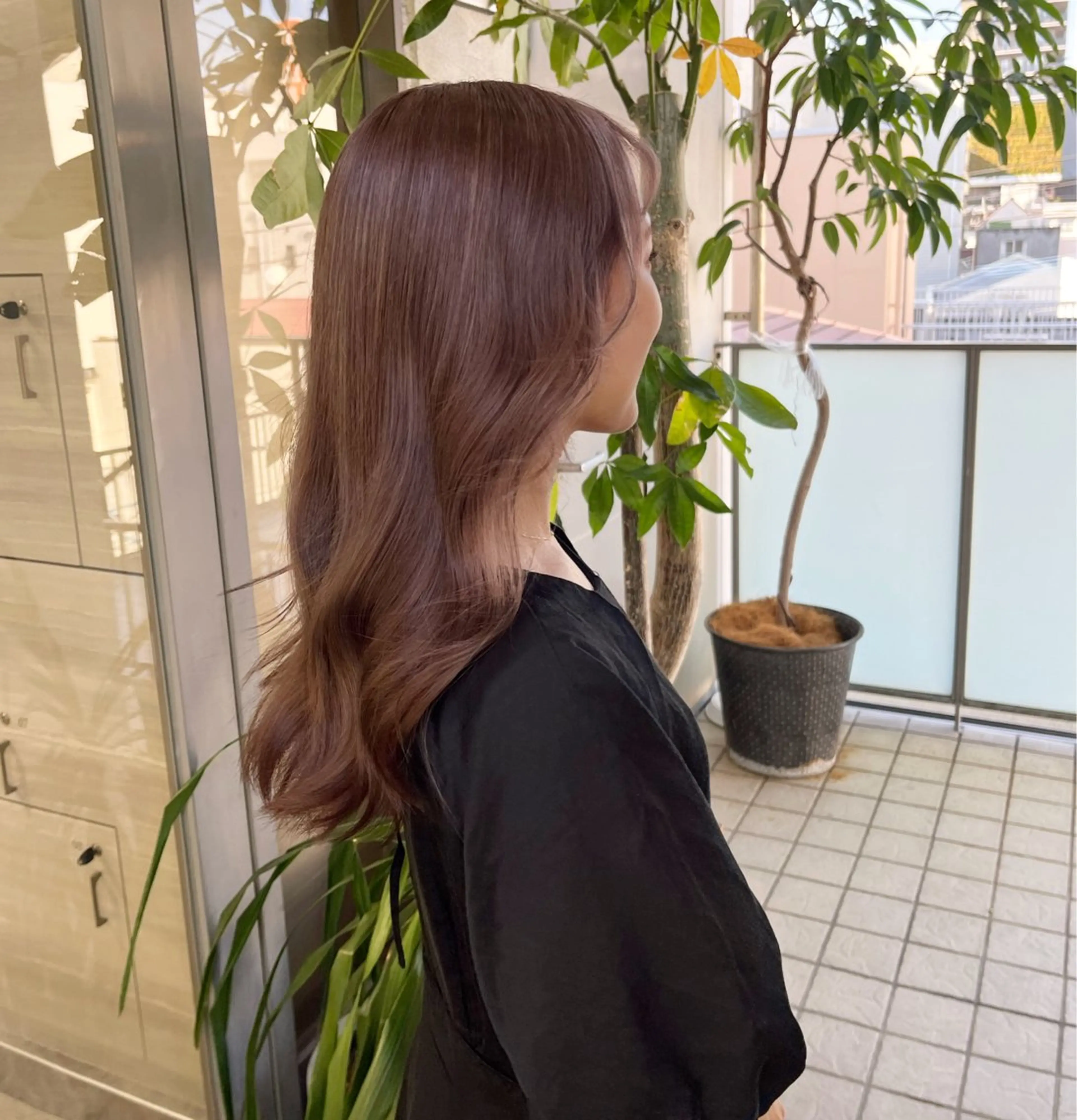 ロング カラー ベージュカラー ブリーチ ナツミ/透明感カラー /酸性ストレートのヘアスタイル