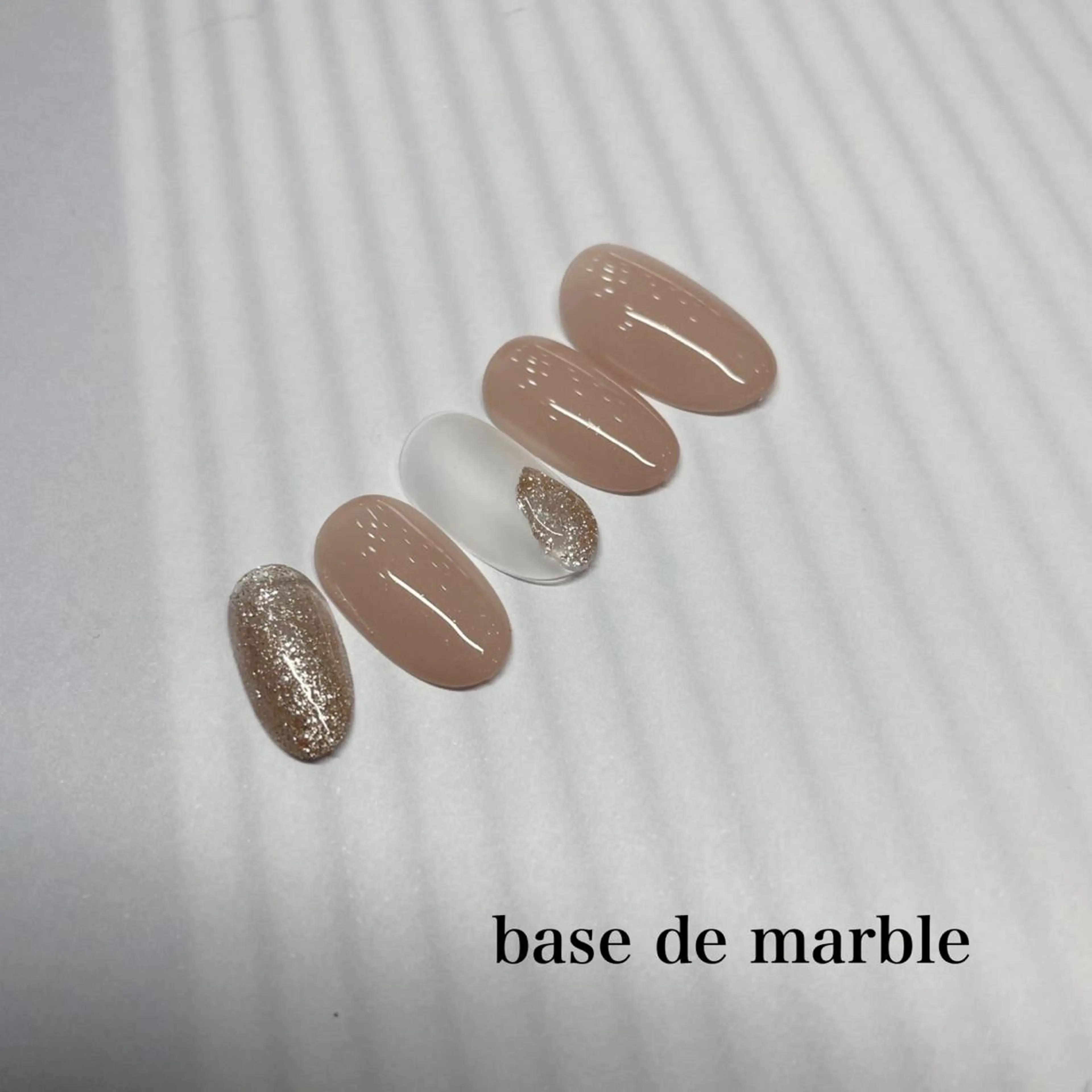 ネイル オモルフィ所属・カラーリスト marumoのヘアスタイル