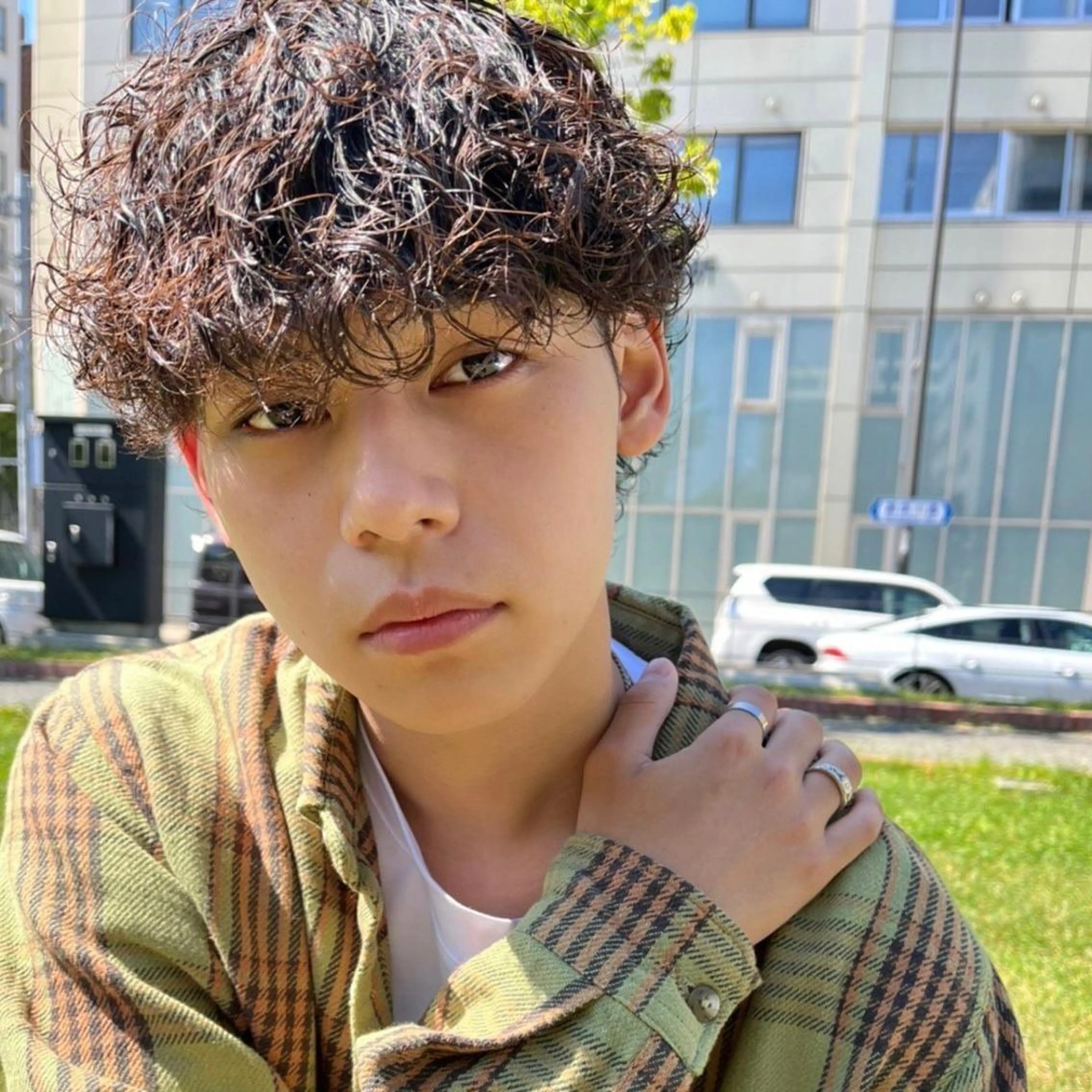 ショート カラー パーマ メンズ JINKIメンズ特化 メンズカットパーマのヘアスタイル