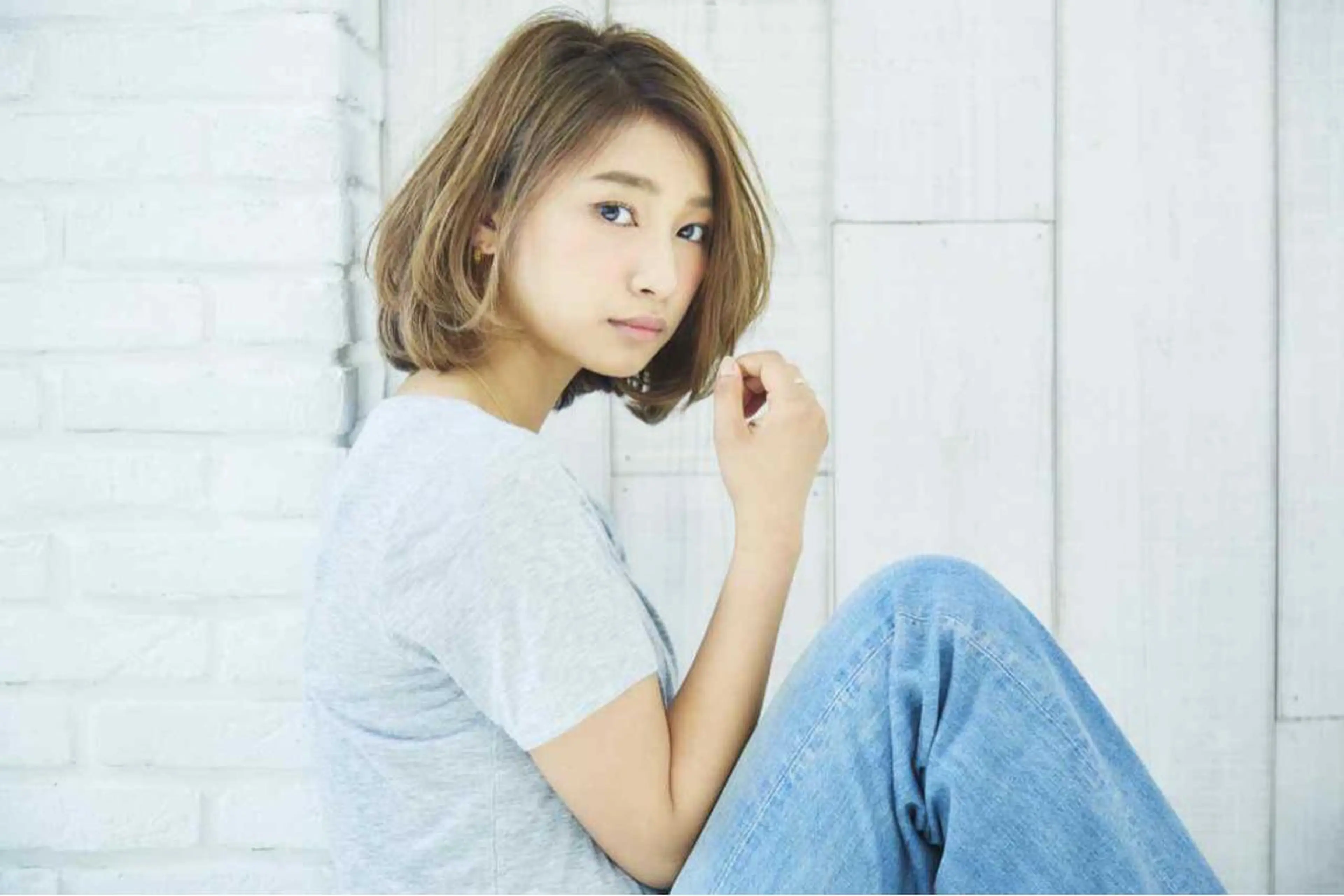 ミディアム THE DAY所属・AKI HASHIMOTOのヘアスタイル