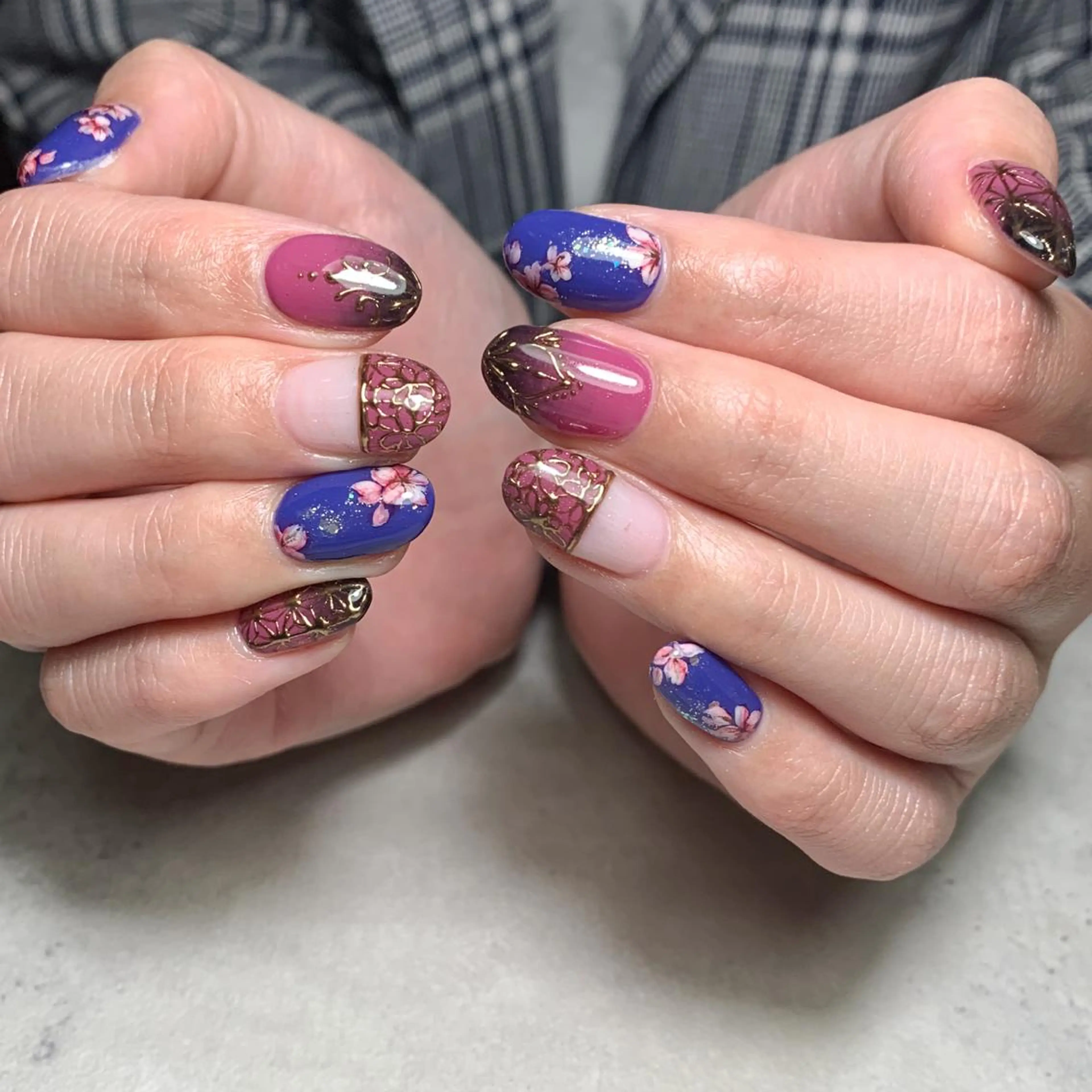 ネイル ハンドネイル atelier　FIORITURA所属・FIORITURA aiのネイルデザイン