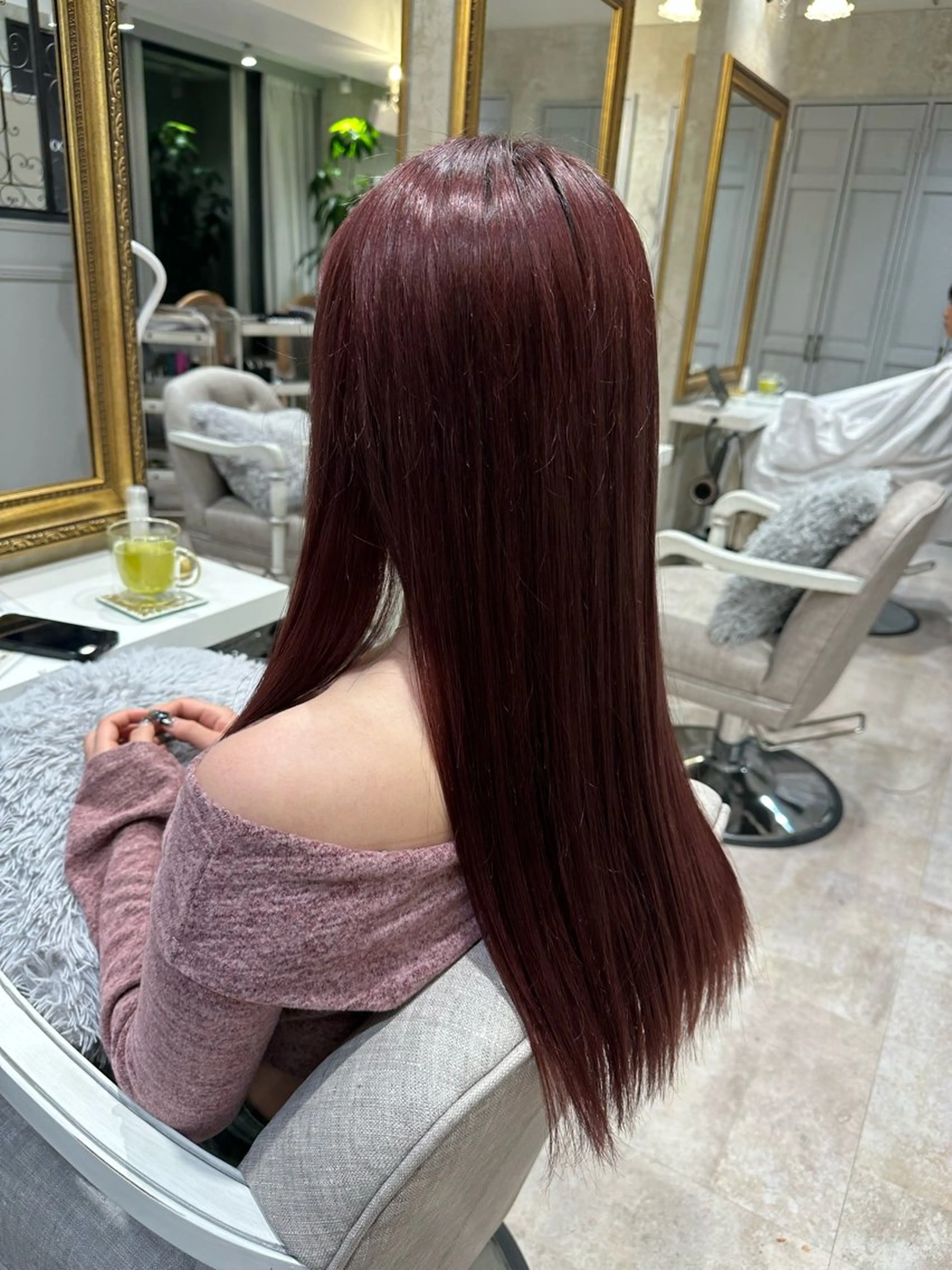 カラー おのだ あやなのヘアスタイル