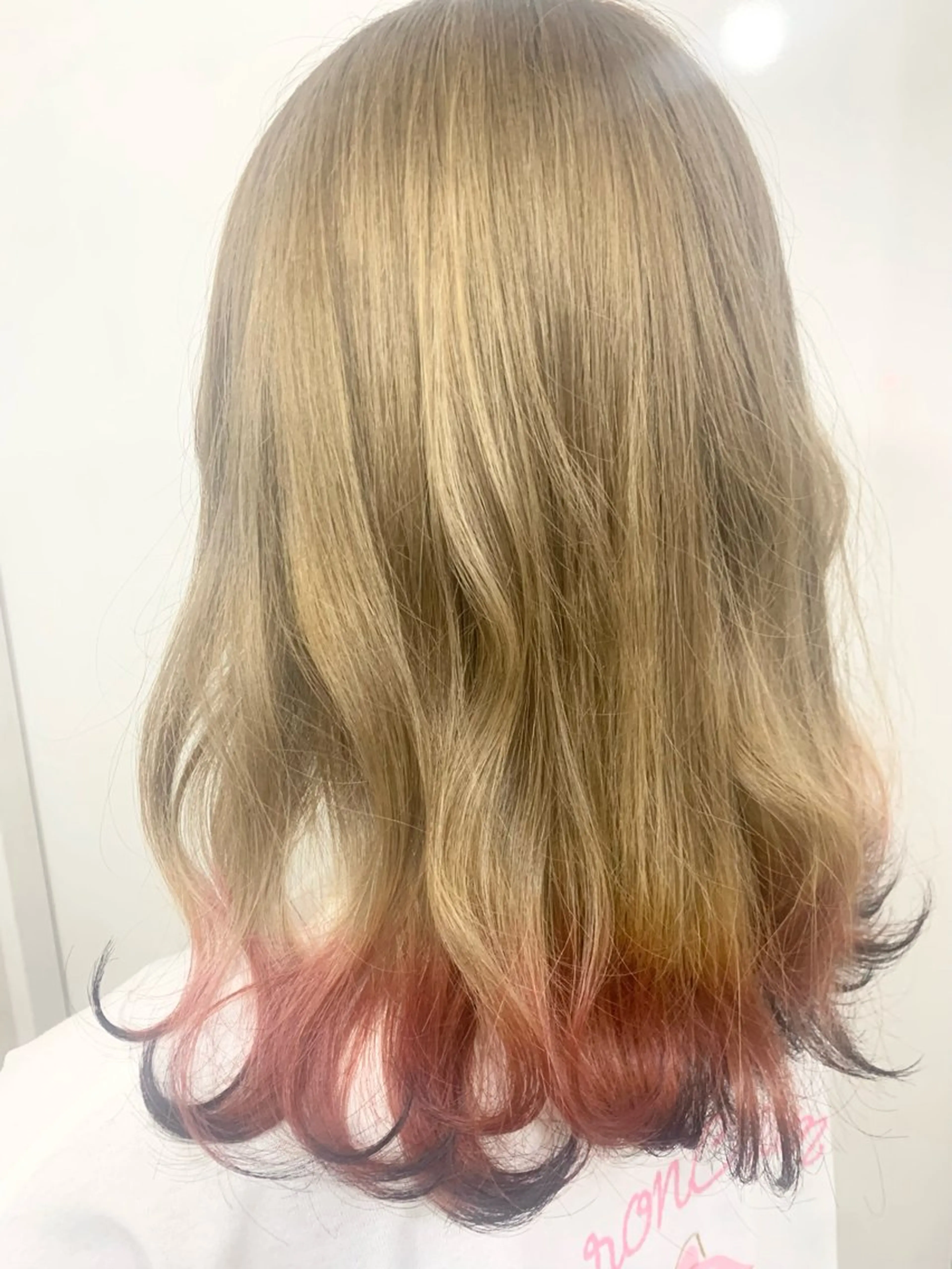 【ブリーチ込み】グラデーションカラーorエンドカラー＋フルカラー＋カット＋1stepトリートメントの写真